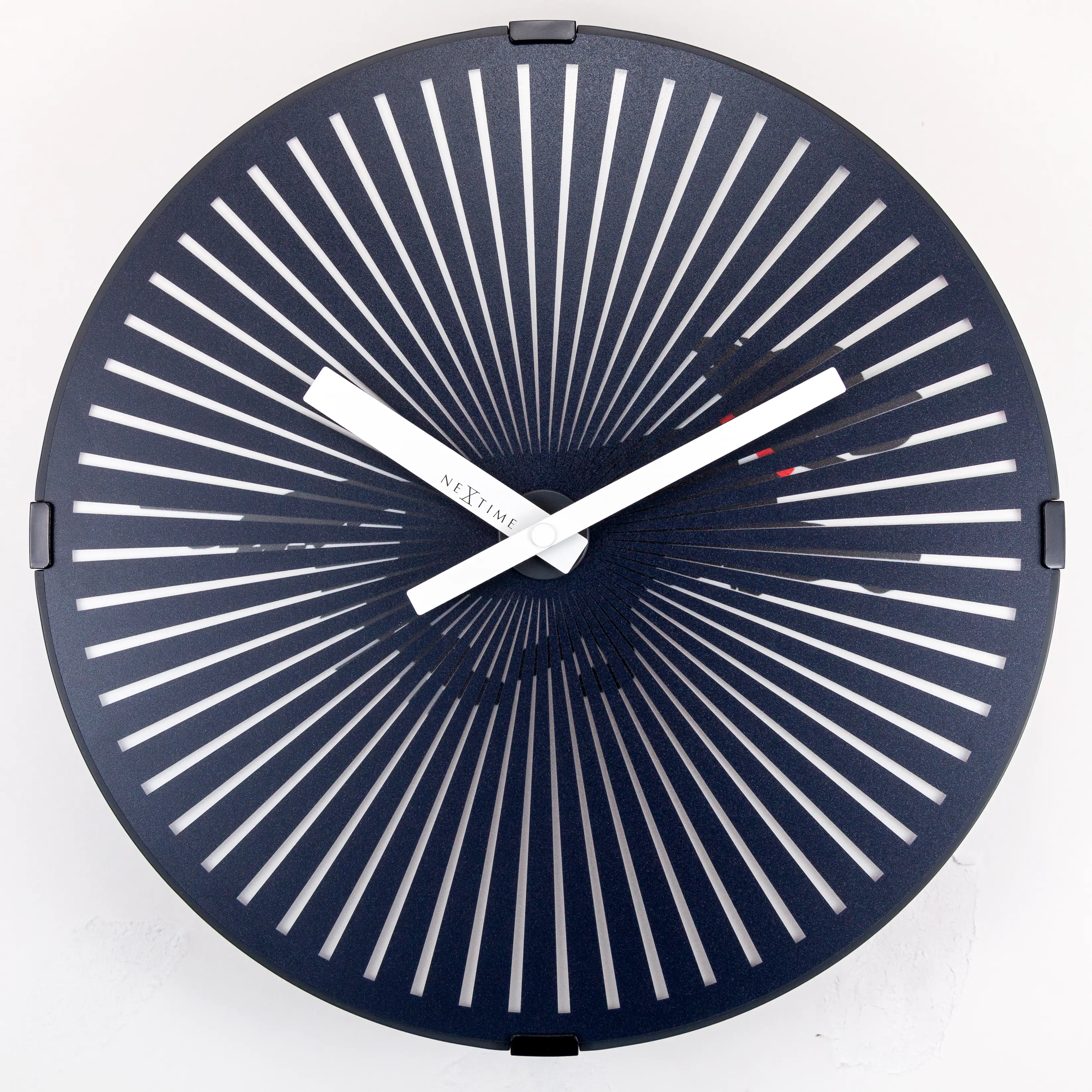 Nextime Wanduhr Running Dog Ø 30,5 cm