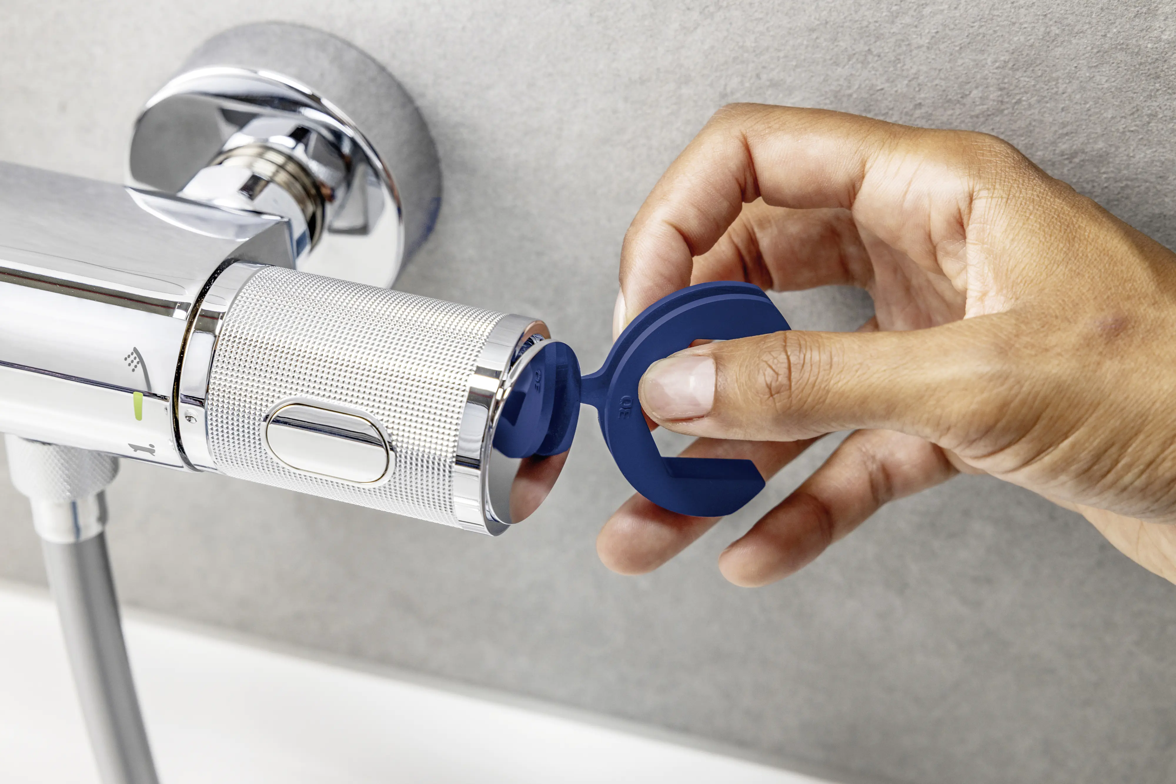 Grohe Start Loop Einhand-Wannenbatterie, 1/2", chrom, mit langlebiger Oberfläche