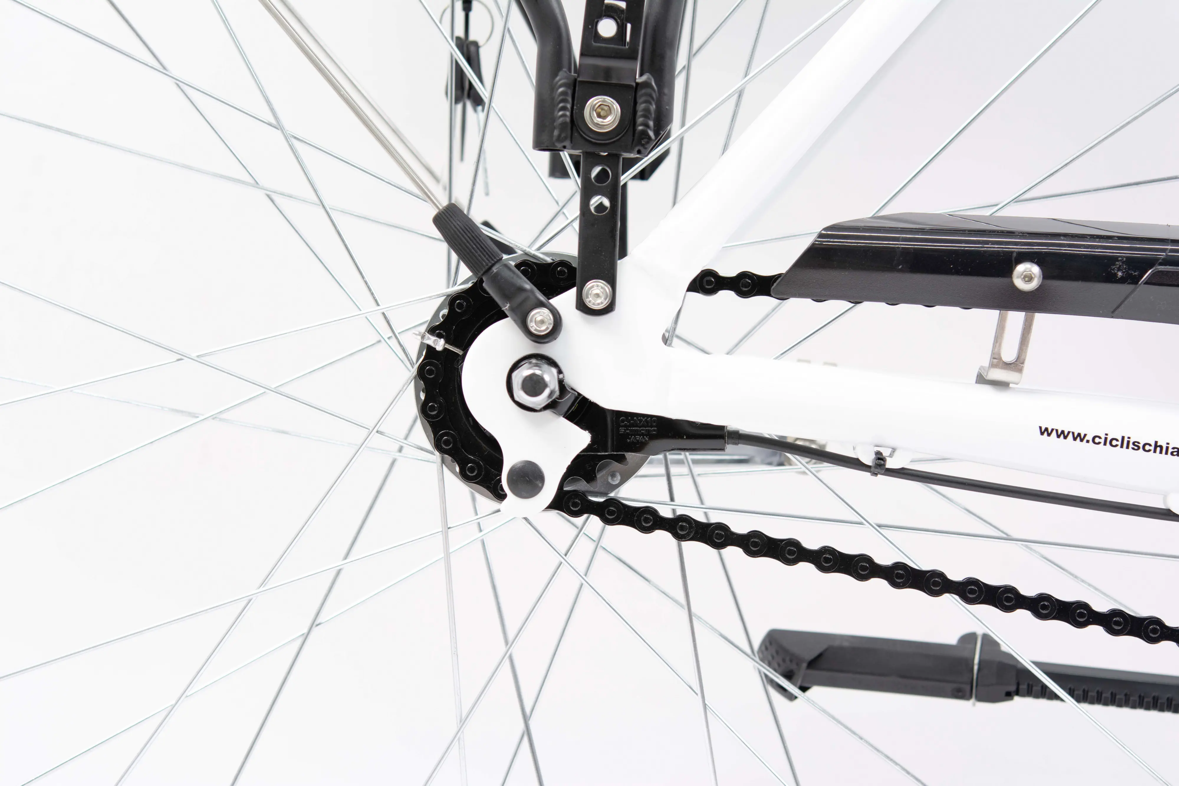 Schiano E-Bike City MOON 28 Zoll 7-Gang 468 Wh weiß Schiano E-Bike City MOON 28 Zoll 7-Gang 468 Wh weiß