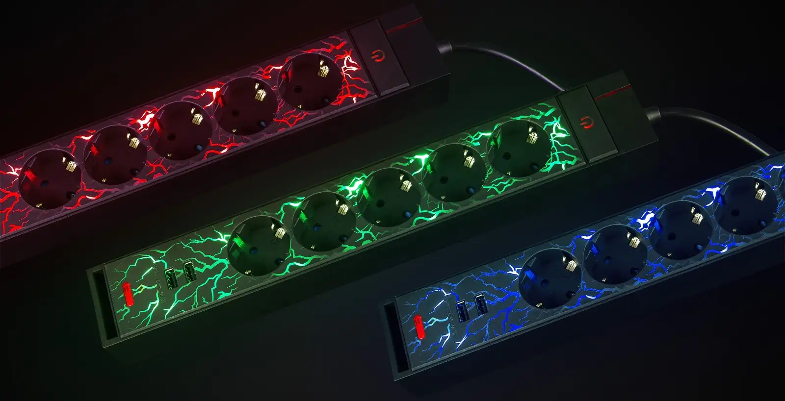 REV Gaming LED Steckdosenleiste 5fach 1,4 m mit 2 USB-Ports, Farbwechsel REV Gaming LED Steckdosenleiste 5fach 1,4 m mit 2 USB-Ports, Farbwechsel