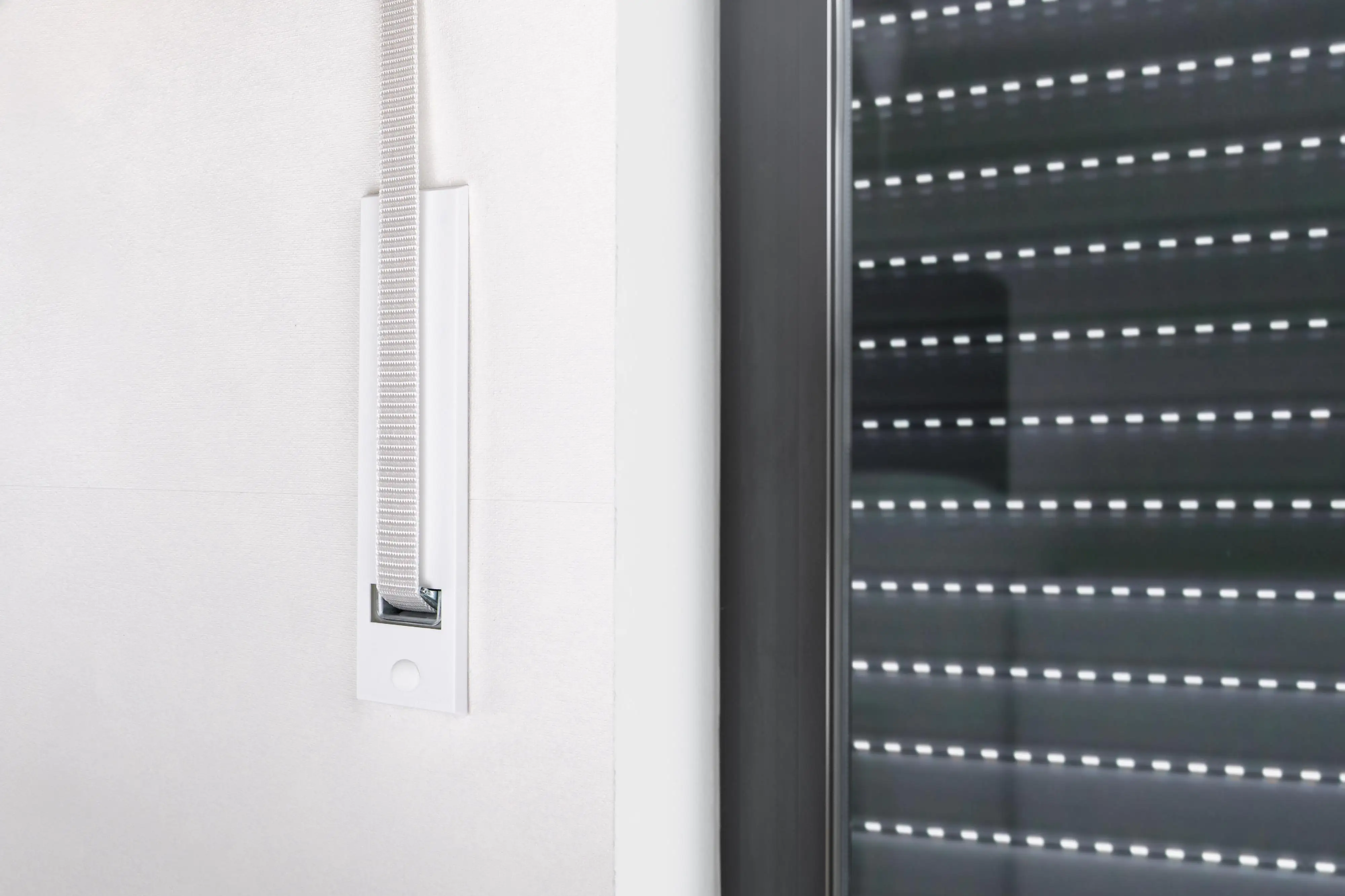 Schellenberg Einlaßwickler Maxi Lochabstand 21,5 cm silber