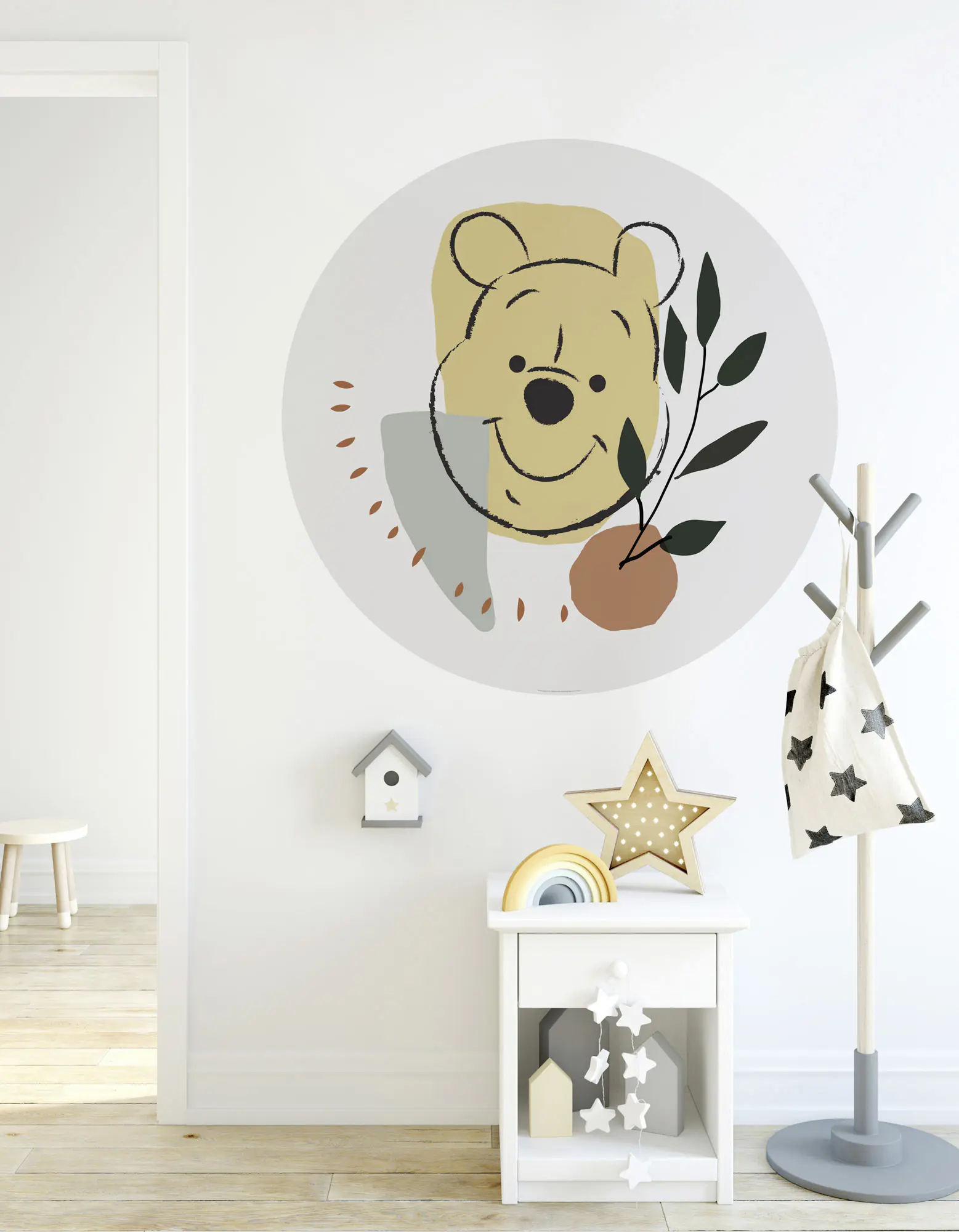 Komar Vlies Fototapete Dot Winnie Pooh Smile Ø 128 cm, selbstklebend