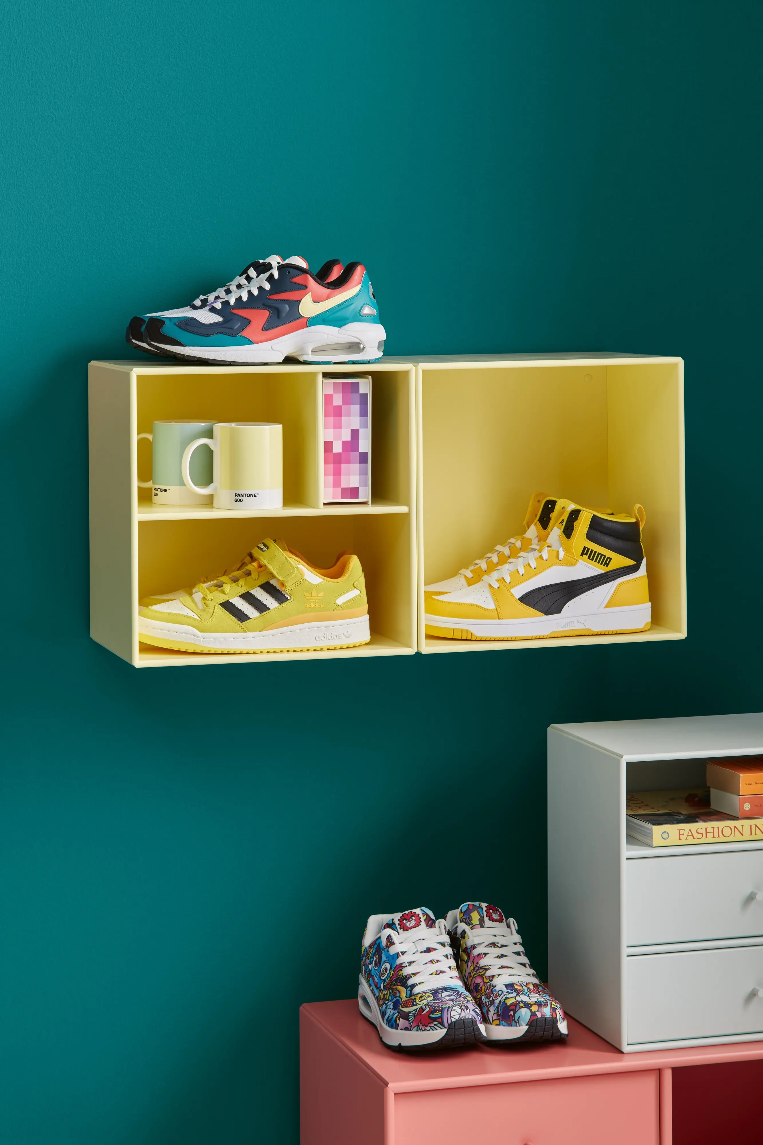 Alpina Wandfarbe Pantone matt deep lake 2,5 L