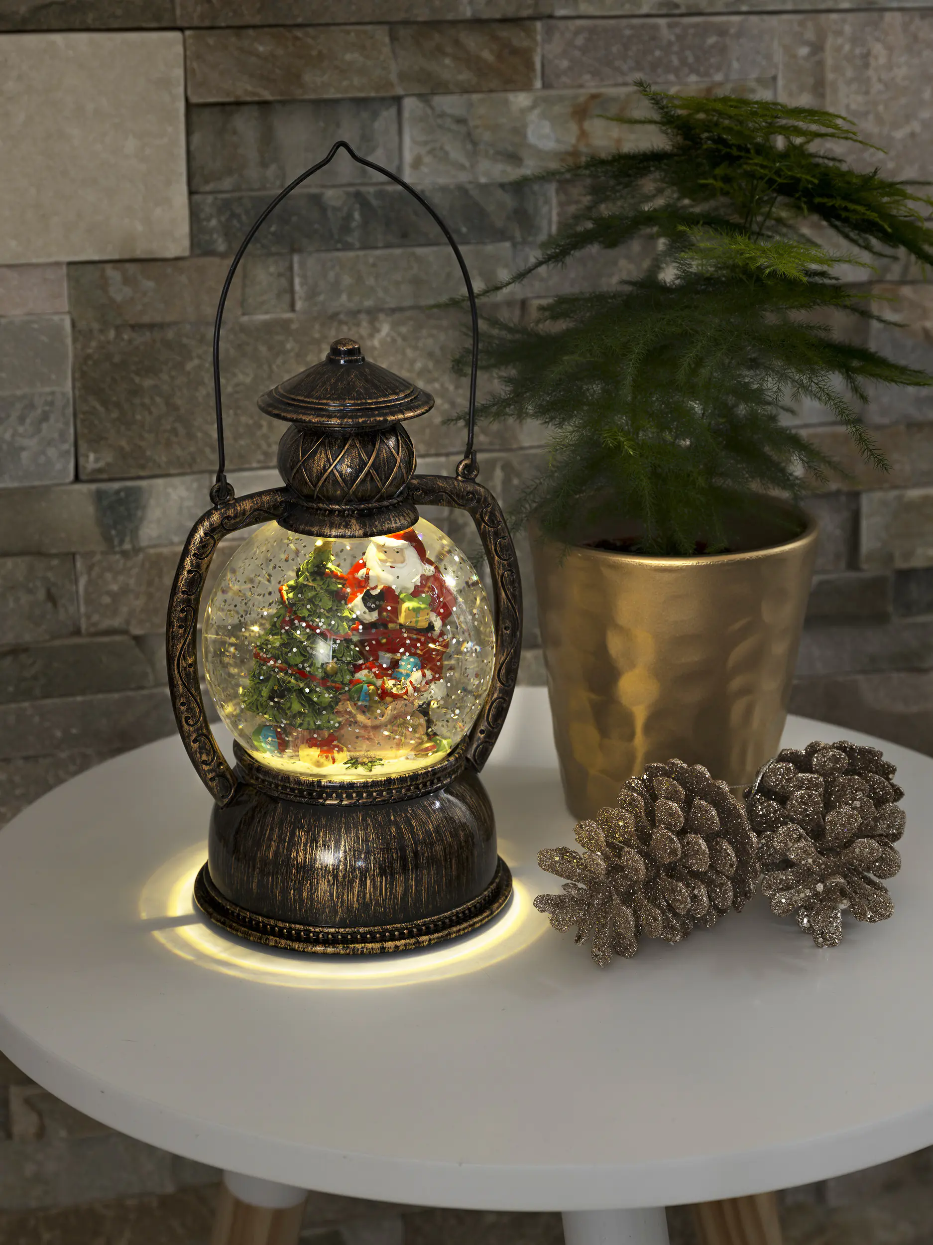 Konstsmide LED Kugellaterne Weihnachtsmann 20 x Ø 12 cm