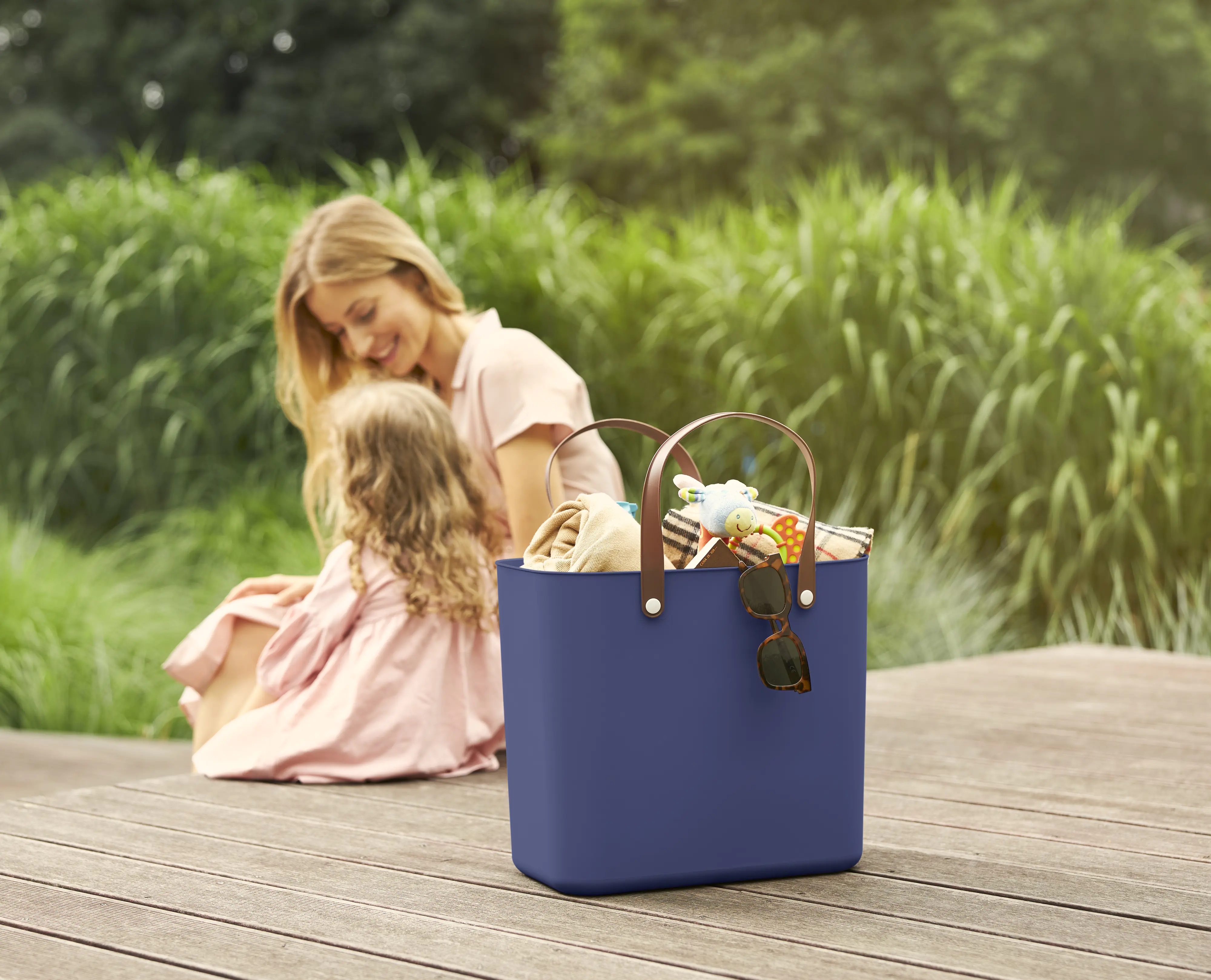 Rotho Einkaufskorb 25 L Albula iris dunkelblau 