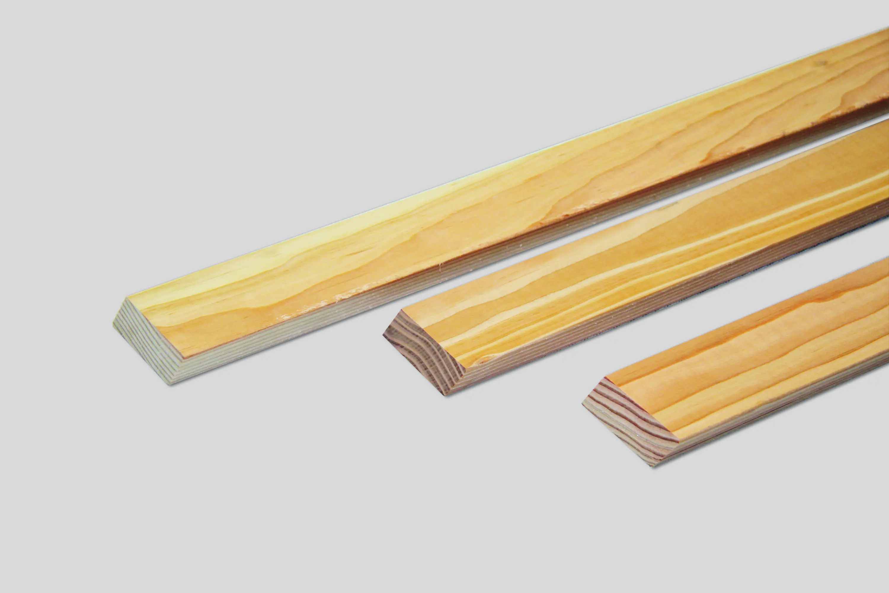 Rhombusleiste Fassaden-Profil Douglasie 28 mm 2 m, 70 x 58 mm Holz unbehandelt