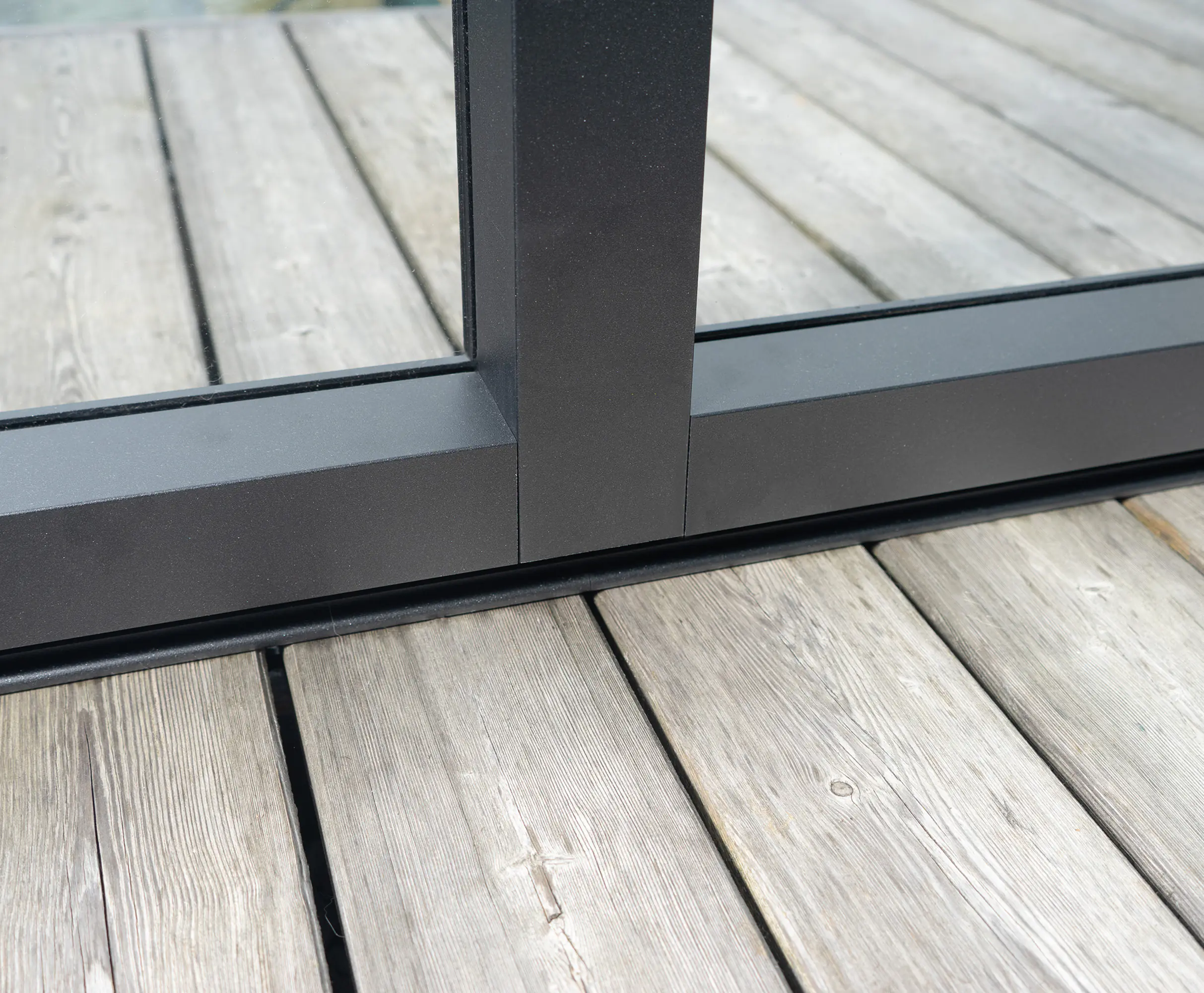 SunElements Innenverkleidung 3.2 für Gartenhaus SunCasa 338 x 233 x 229 cm schwarz