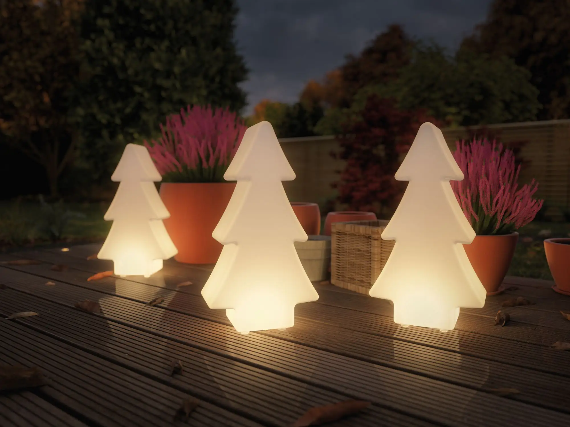 Paulmann Plug & Shine LED Lichtobjekt Tree Outdoor, 49 cm, warmweiß Paulmann Plug & Shine LED Lichtobjekt Tree Outdoor, 49 cm, warmweiß
