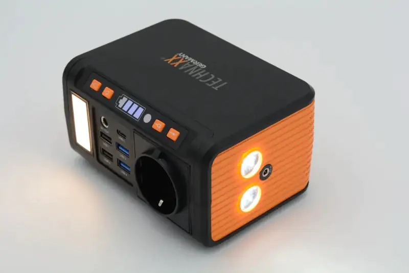 Technaxx mini Powerstation TX-205 80 Watt, 20 Ah Quick Charge 3.0 Technaxx mini Powerstation TX-205 80 Watt, 20 Ah Quick Charge 3.0
