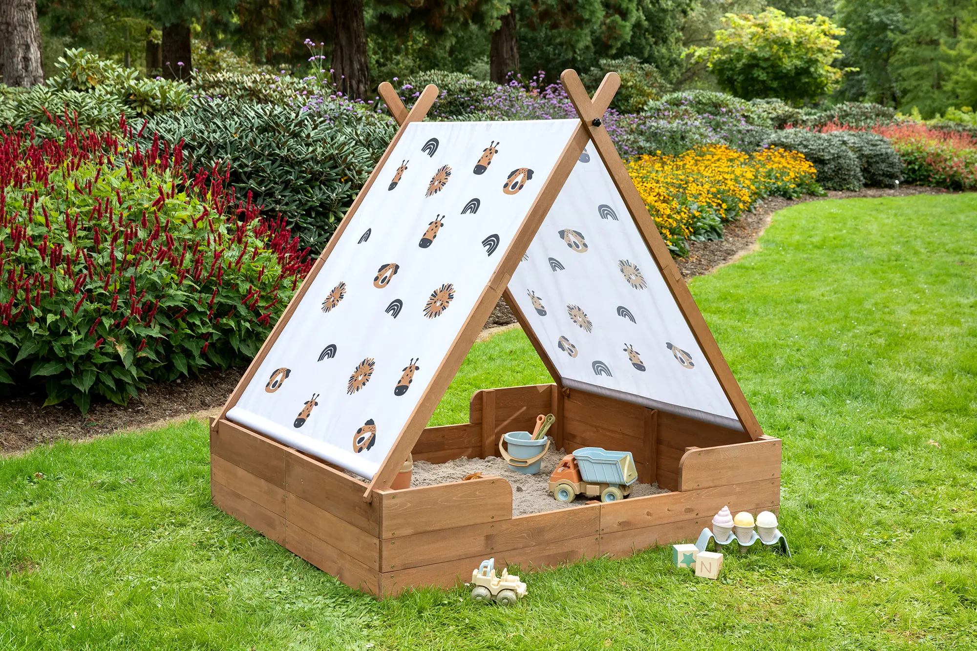Muddy Buddy Sandkasten Safari Seeker 140 x 120 x 140 cm Muddy Buddy Sandkasten Safari Seeker 140 x 120 x 140 cm