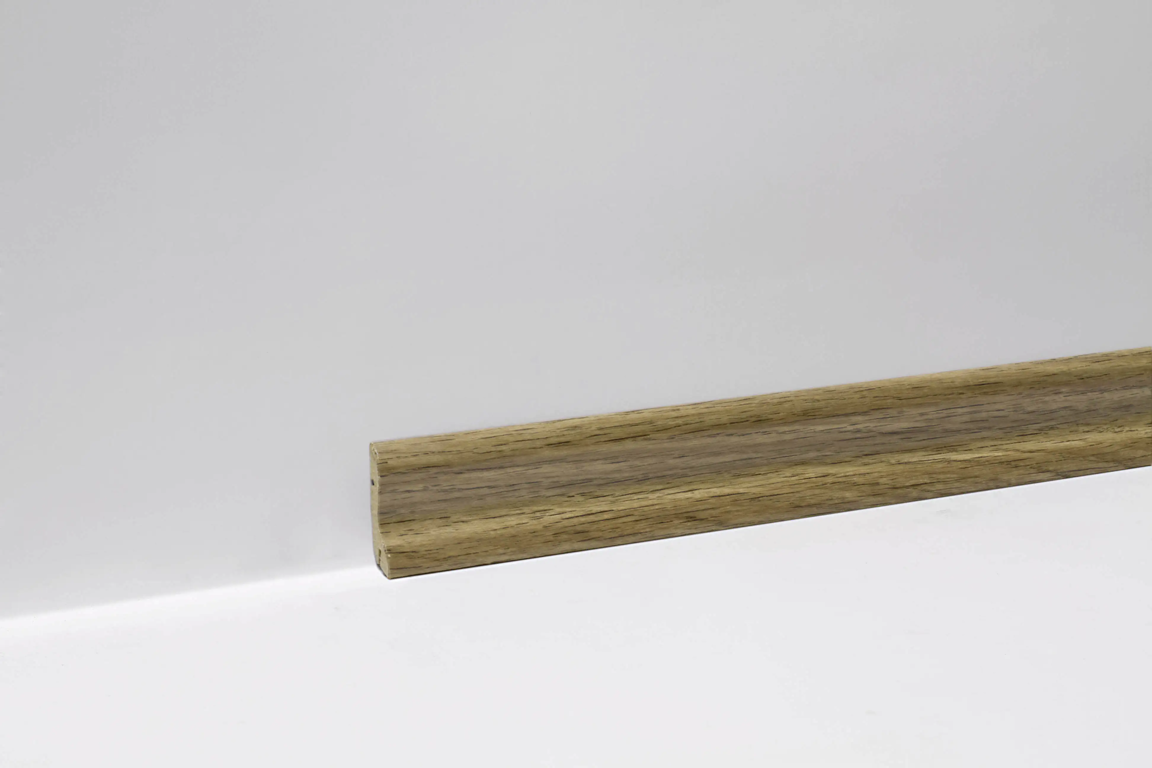 Classen Clip-Fußleiste 240 cm 40 x 20 mm Eiche Bretagne