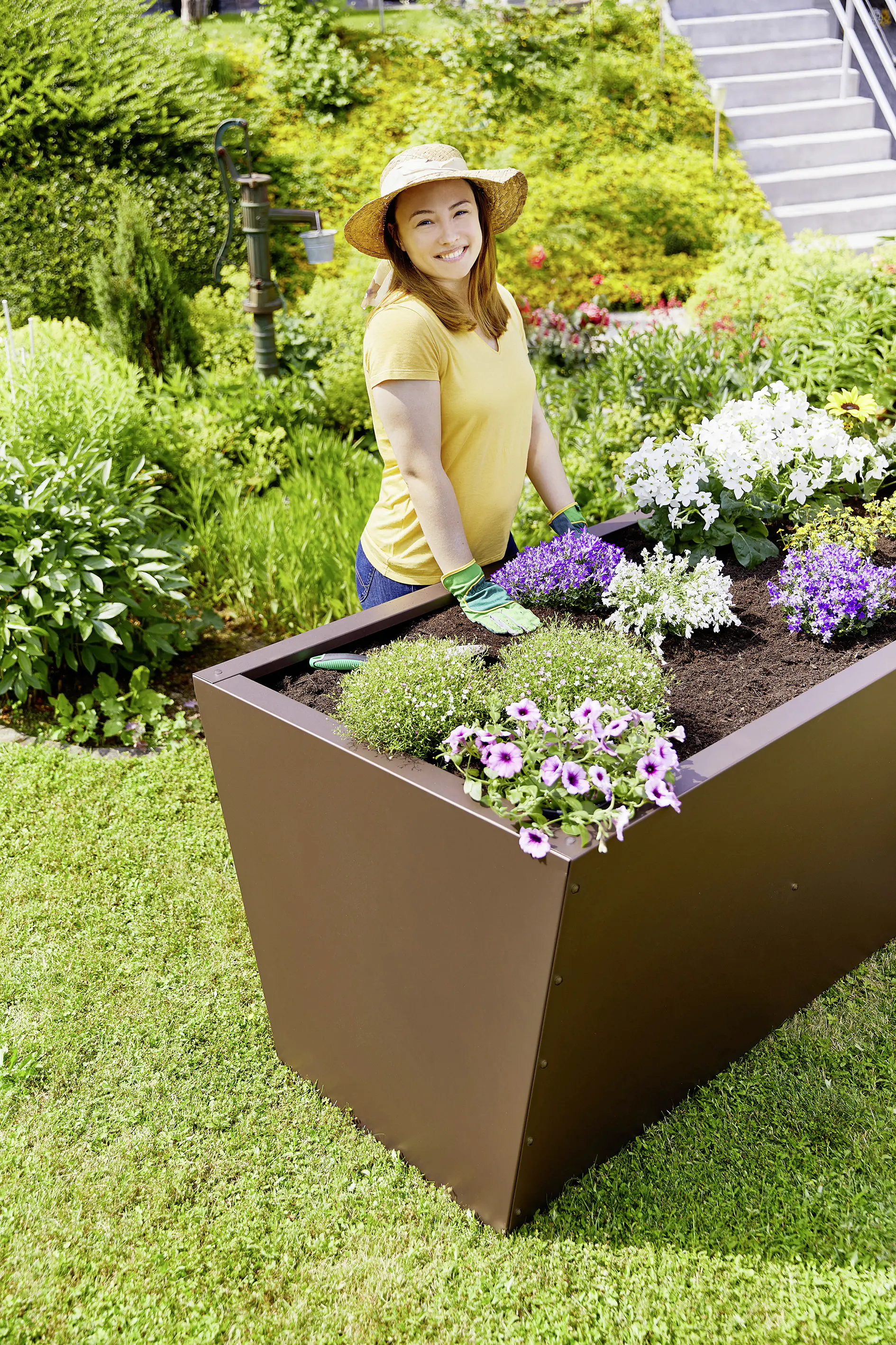 Gutta Hochbeet Valenta 150 150 x 90 x 80 cm, Rost Matt