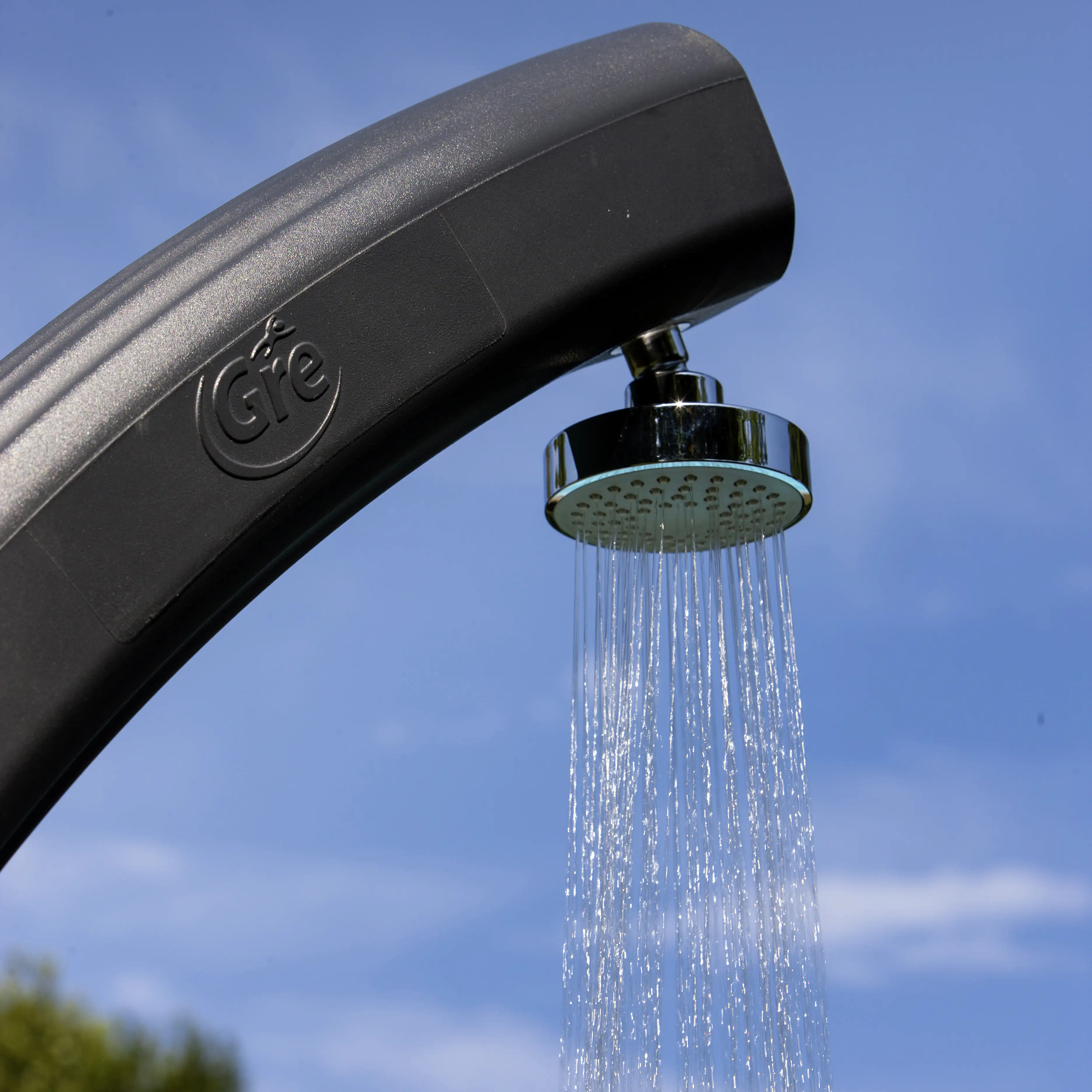 Gre Solardusche 25 Liter schwarz mit Fuß-Wasserhahn