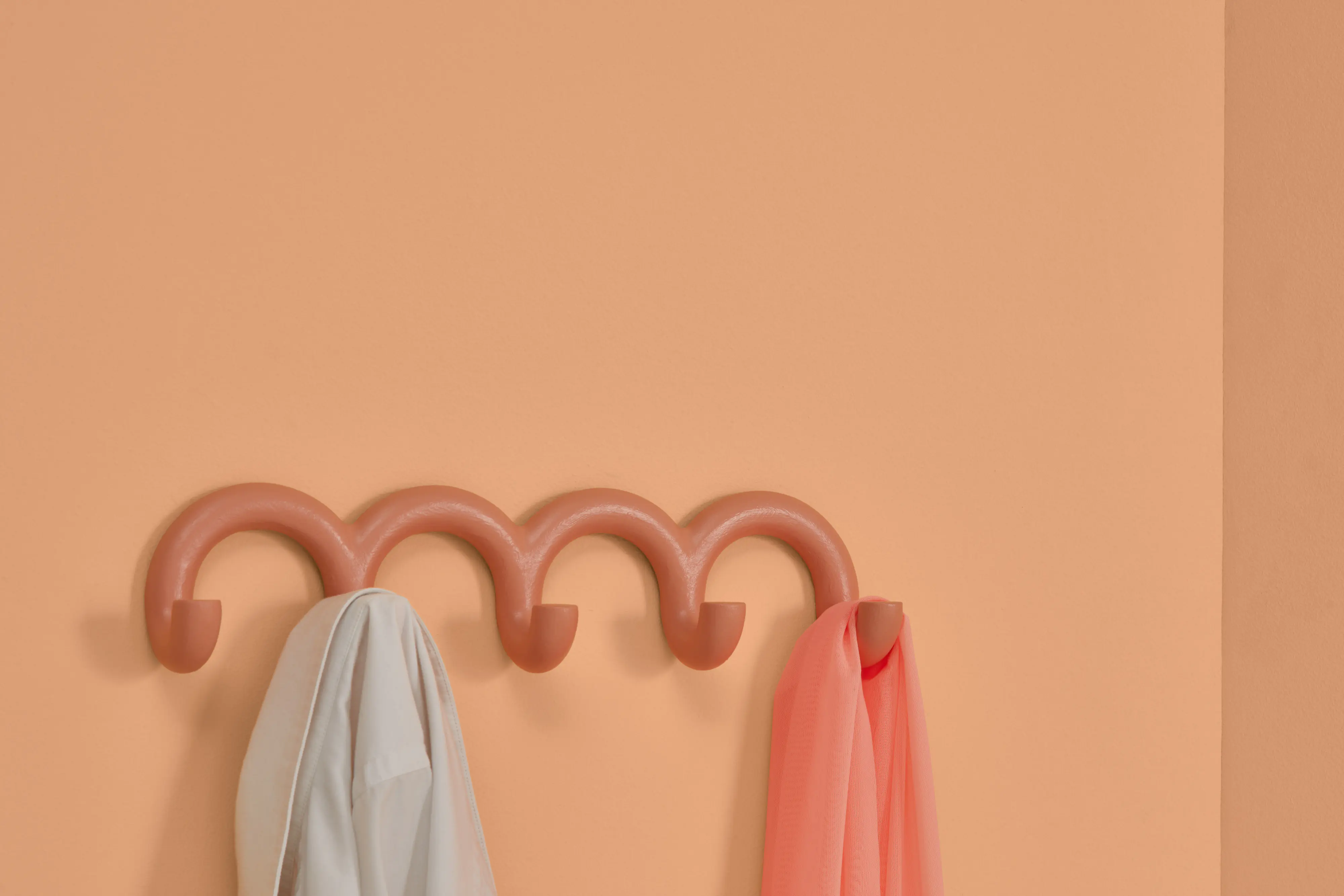 Alpina Wandfarbe Pantone matt peach fuzz 2,5 L