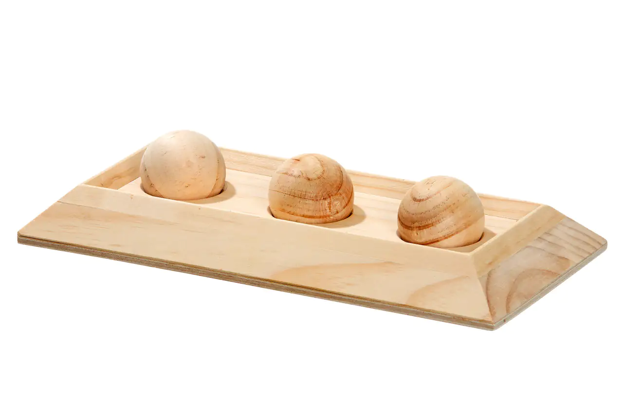 Intelligenzspielzeug Plattemit 3 Kugeln für Kaninchen beige