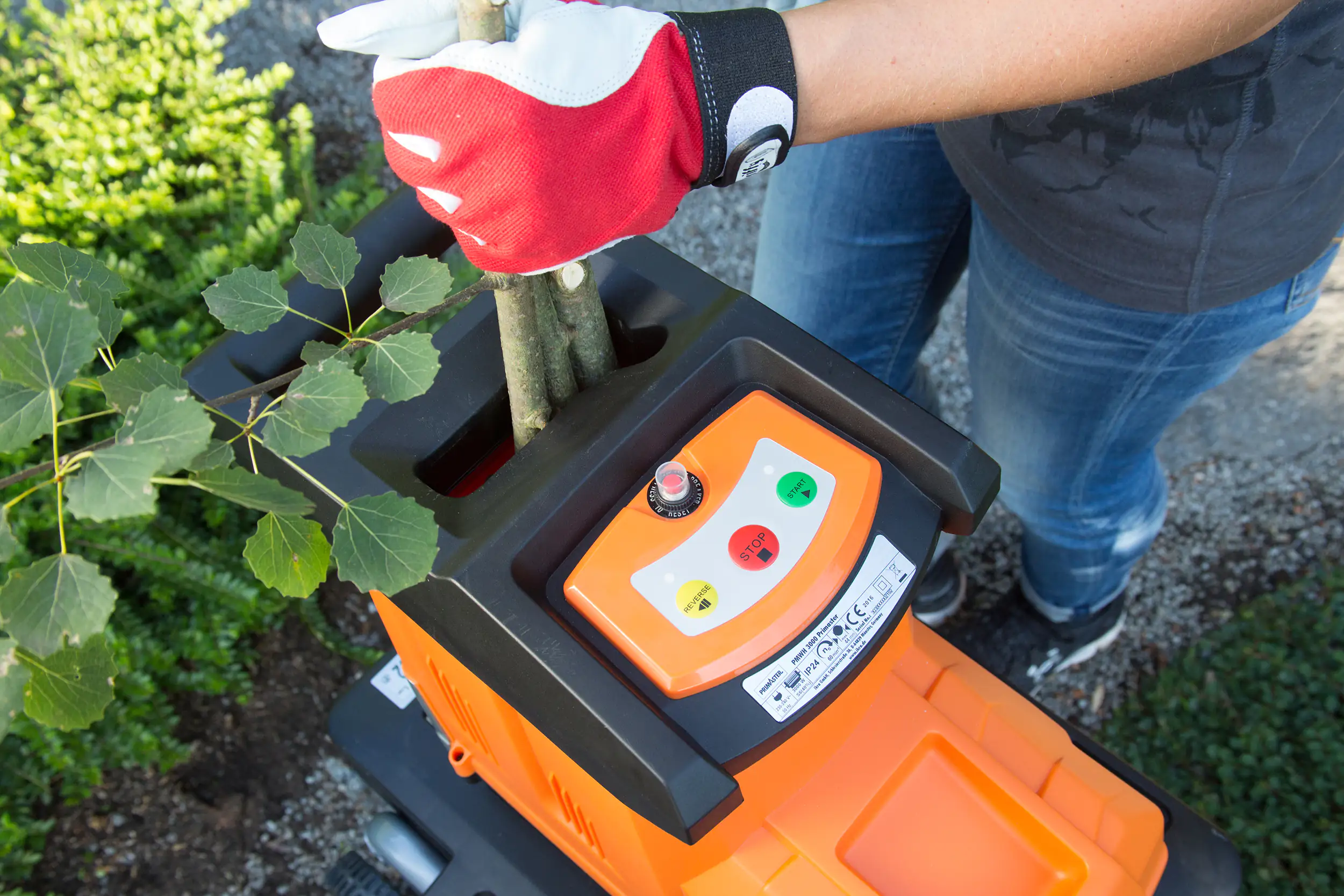 Primaster Elektro-Walzenhäcksler PMWH 3000 max. Aststärke Ø 45 mm