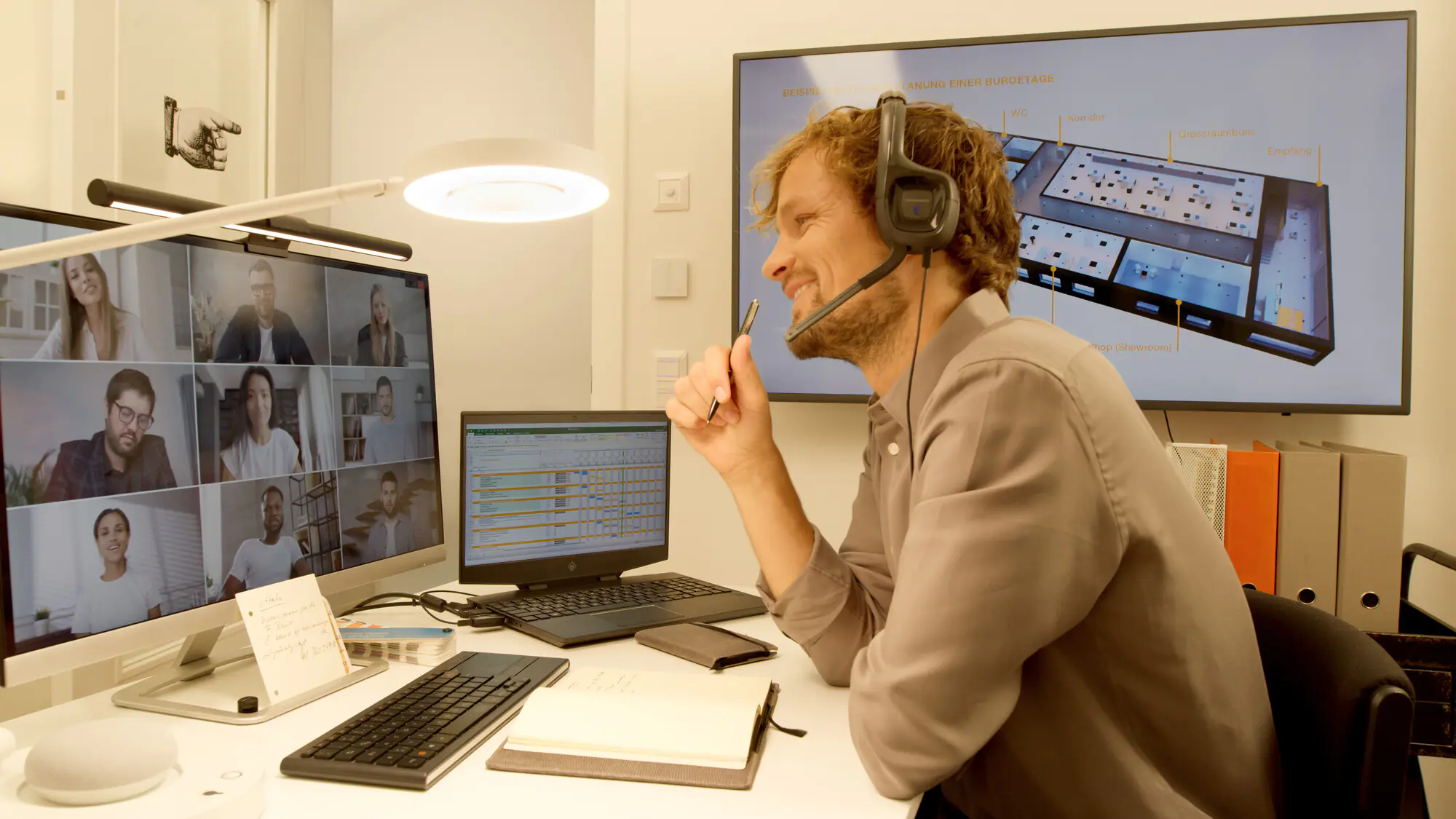 Ledvance Smart+ LED Tischleuchte Panan weiß 70 x 22 cm Sun@Home 15 W