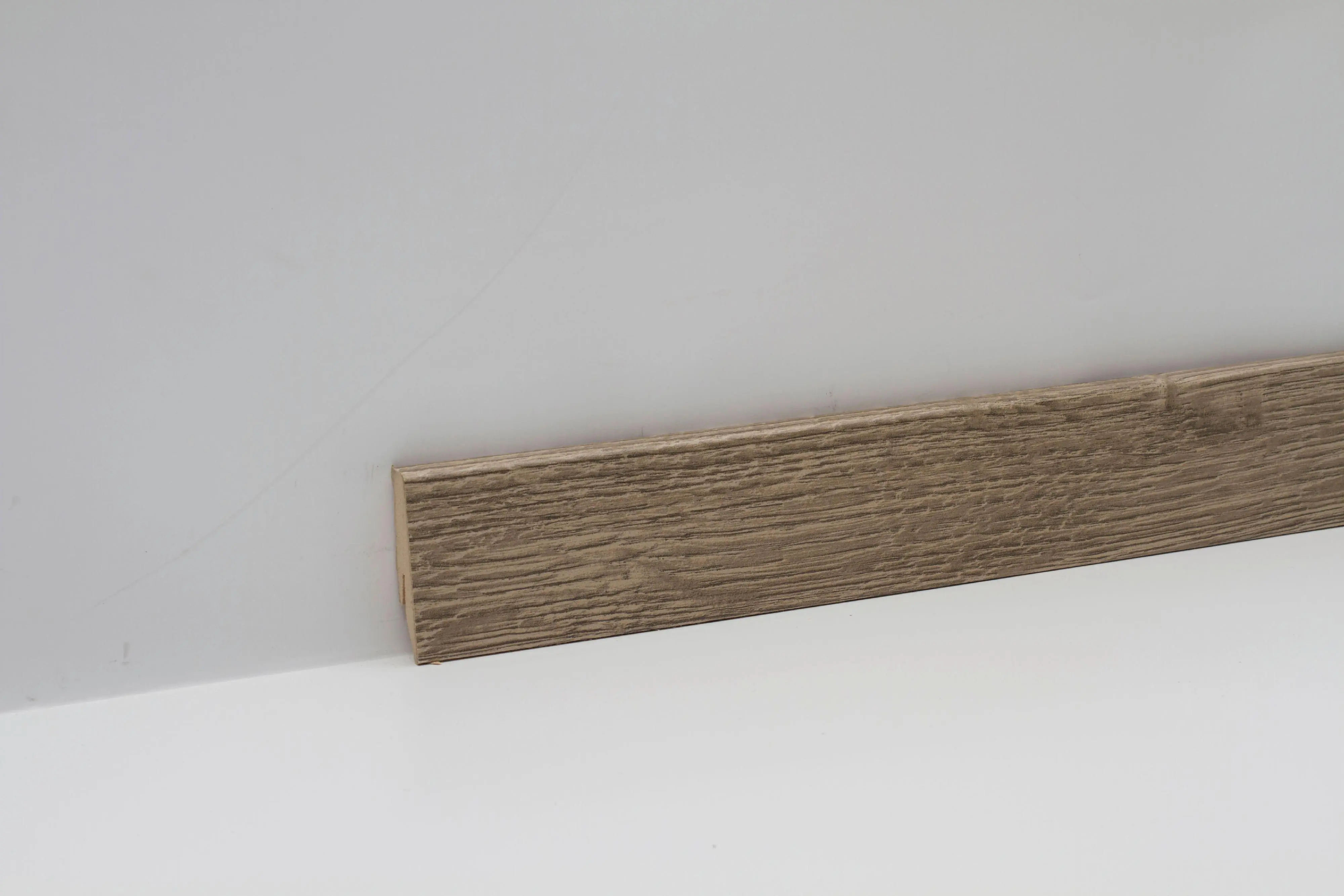 Classen Clip-Fußleiste 240 cm 58 x 19 mm West Coast braun