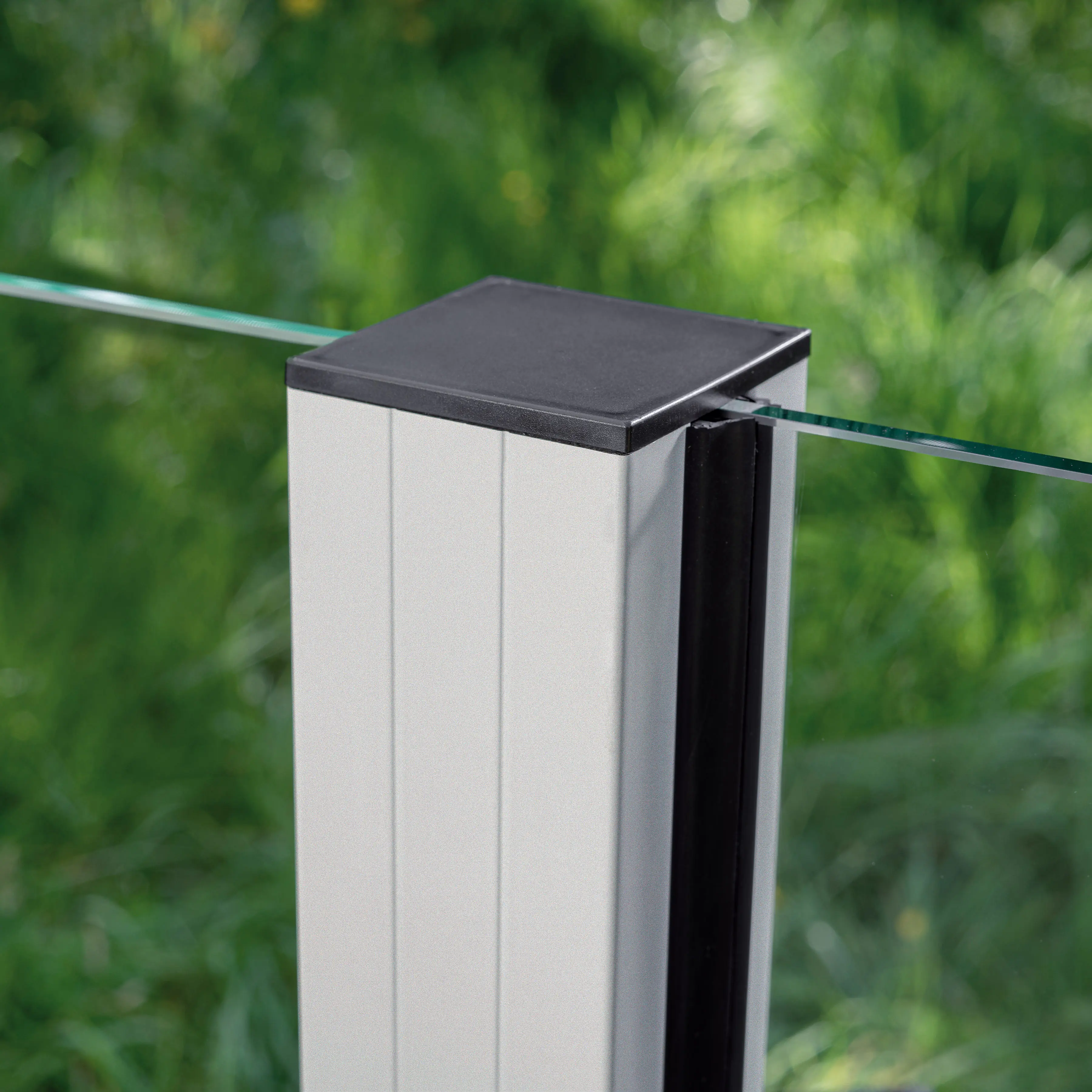 Ambiente Glaszaun Erweiterungsset Klarglas mit Siebdruck 187 x 124,2 cm weiß Ambiente Glaszaun Erweiterungsset Klarglas mit Siebdruck 187 x 124,2 cm weiß