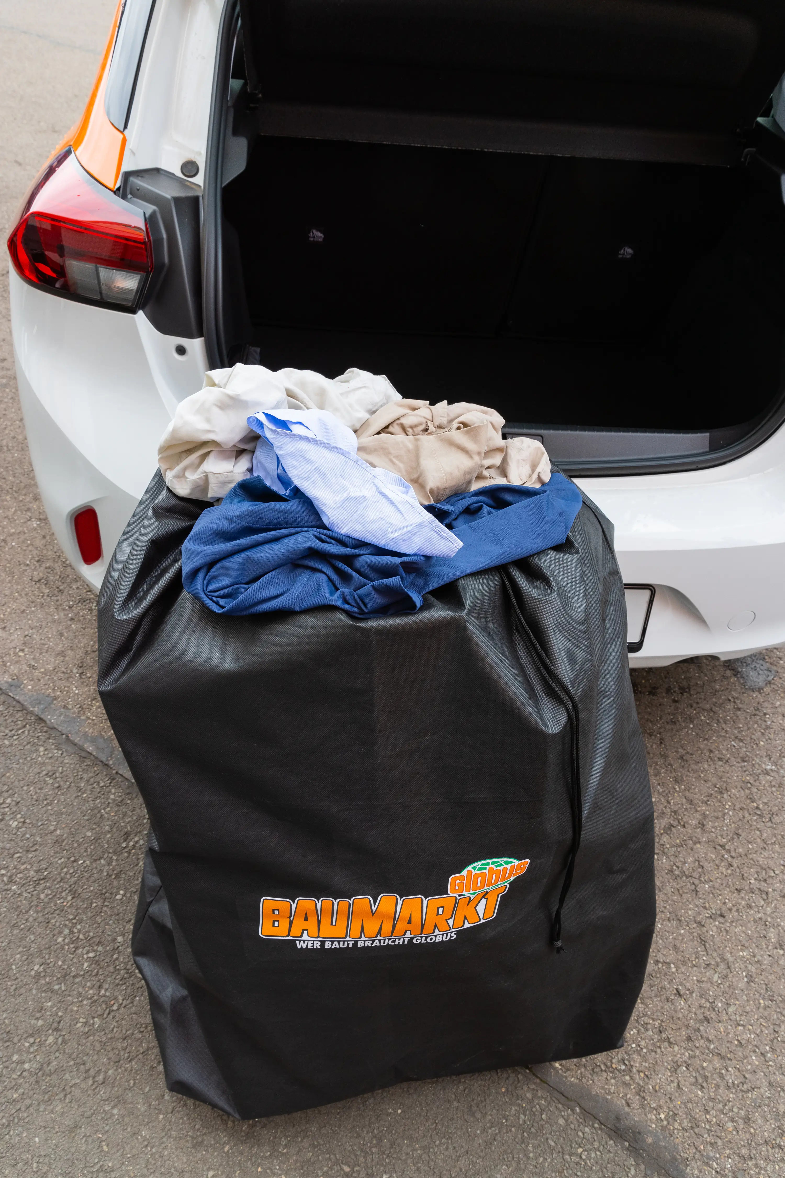 4333692192446_04 Globus Baumarkt Mega-Universalsack Reifentasche bis 25 kg belastbar