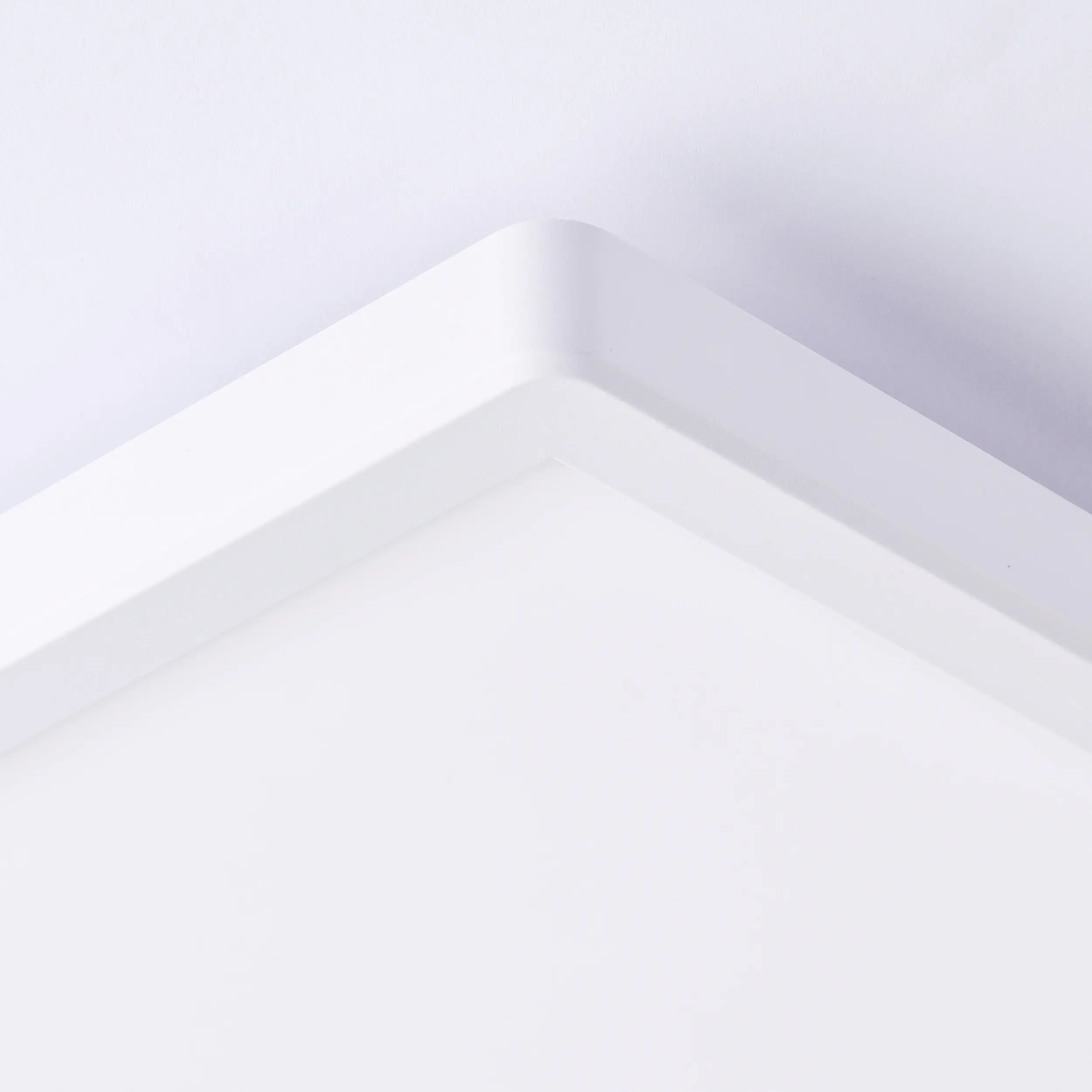 Brilliant LED-Deckenleuchte Tanida 42x42 cm weiß CCR dimmbar