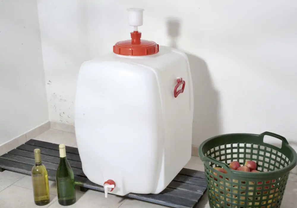 Floraworld Getränkefass Kunststoff 150 l