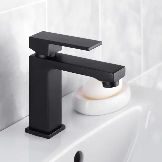 Cornat Waschtischarmatur Noir square schwarz Cornat Waschtischarmatur Noir square schwarz