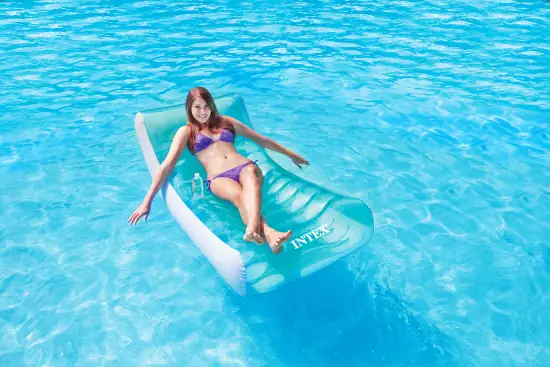 Intex Rockin Lounge 188 x 99 cm weiß blau