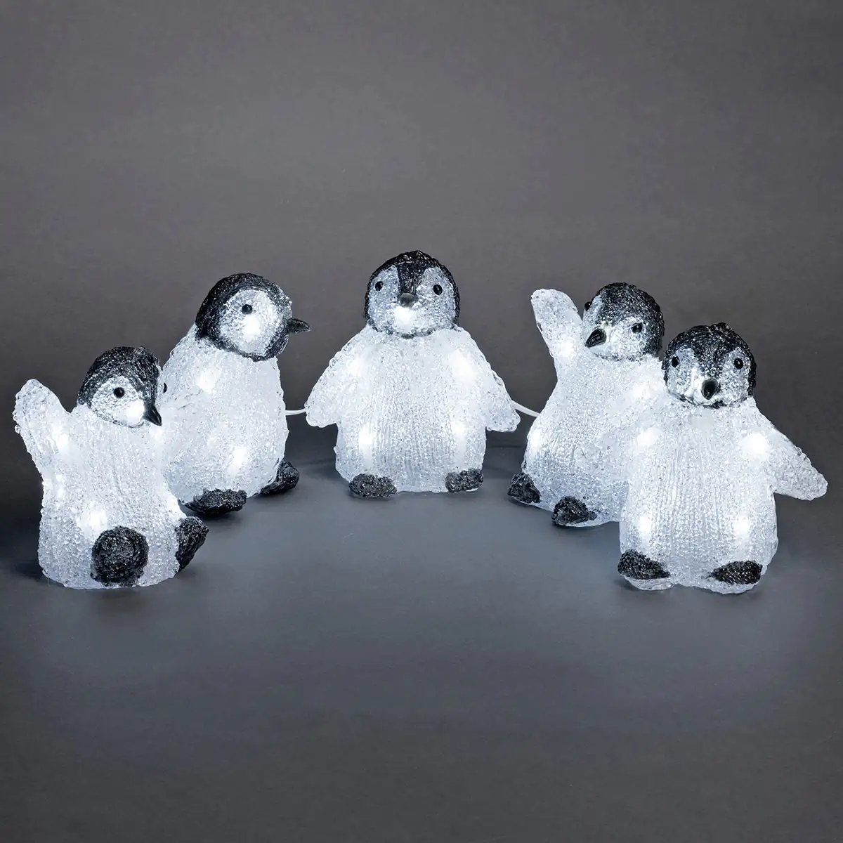 7318302662035 Konstsmide Lichterkette Acryl LED Babypinguine 5 er Set