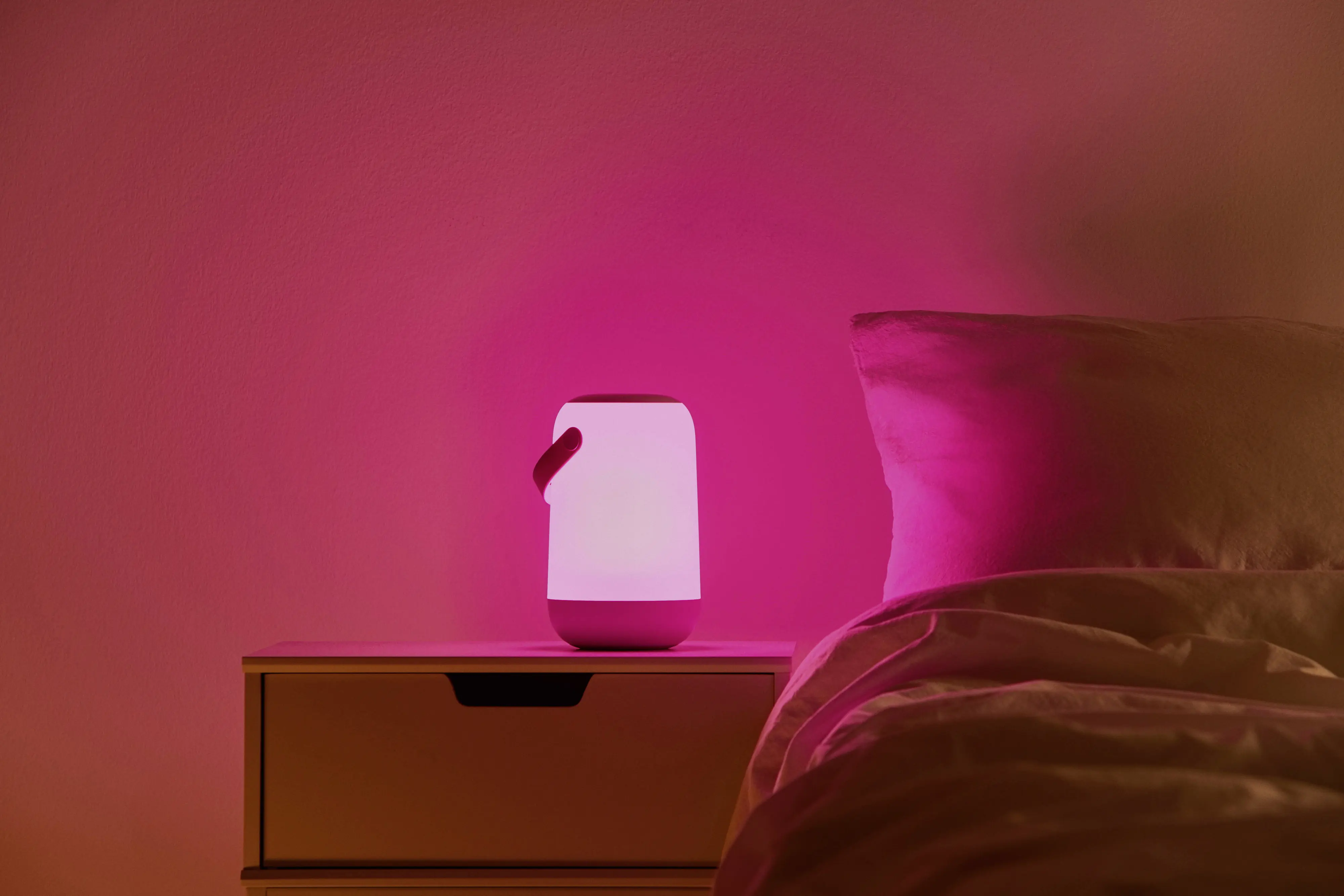 Wiz LED-Tischleuchte mobiles tragbares Licht 13,5 W RGB-Beleuchtung weiß Wiz LED-Tischleuchte mobiles tragbares Licht 13,5 W RGB-Beleuchtung weiß