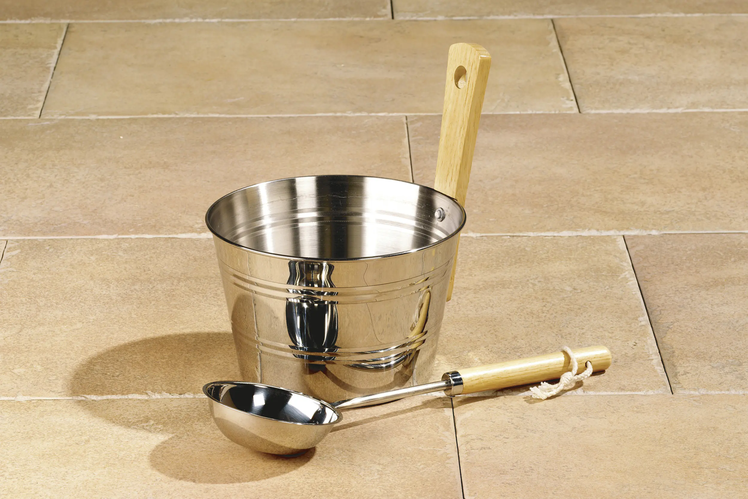 Weka Massivholz-Eck-Sauna Kemi Eck 1 mit Glastür/Fenster