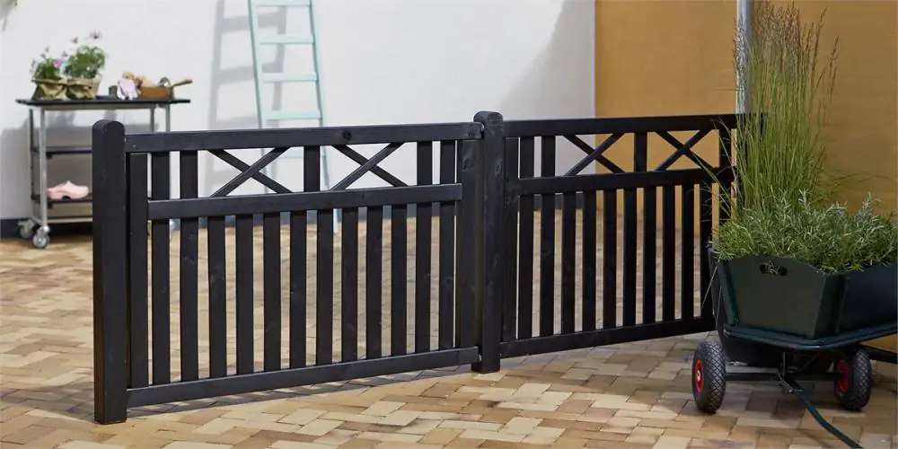 Plus Zaunelement Vinesse 150 x 96 cm schwarz Plus Zaunelement Vinesse 150 x 96 cm schwarz