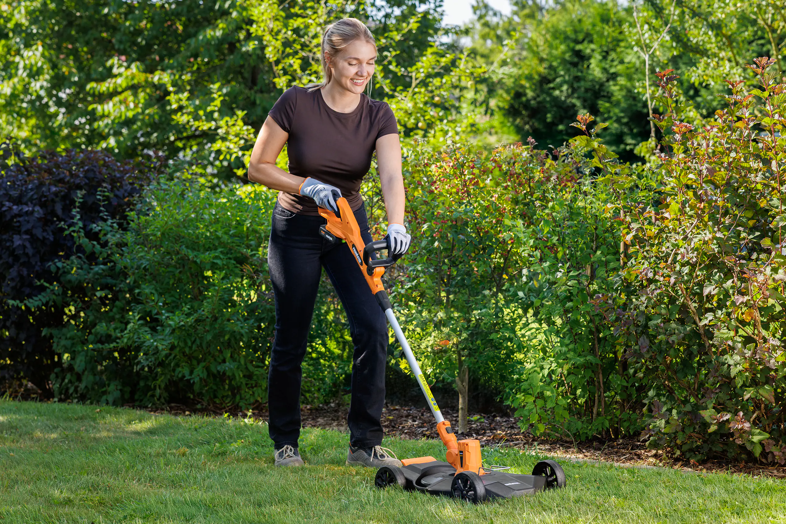 Primaster Akku Rasentrimmer mit Trimmercart PATF 20 V ohne Akku und Ladegerät Primaster Akku Rasentrimmer mit Trimmercart PATF 20 V ohne Akku und Ladegerät