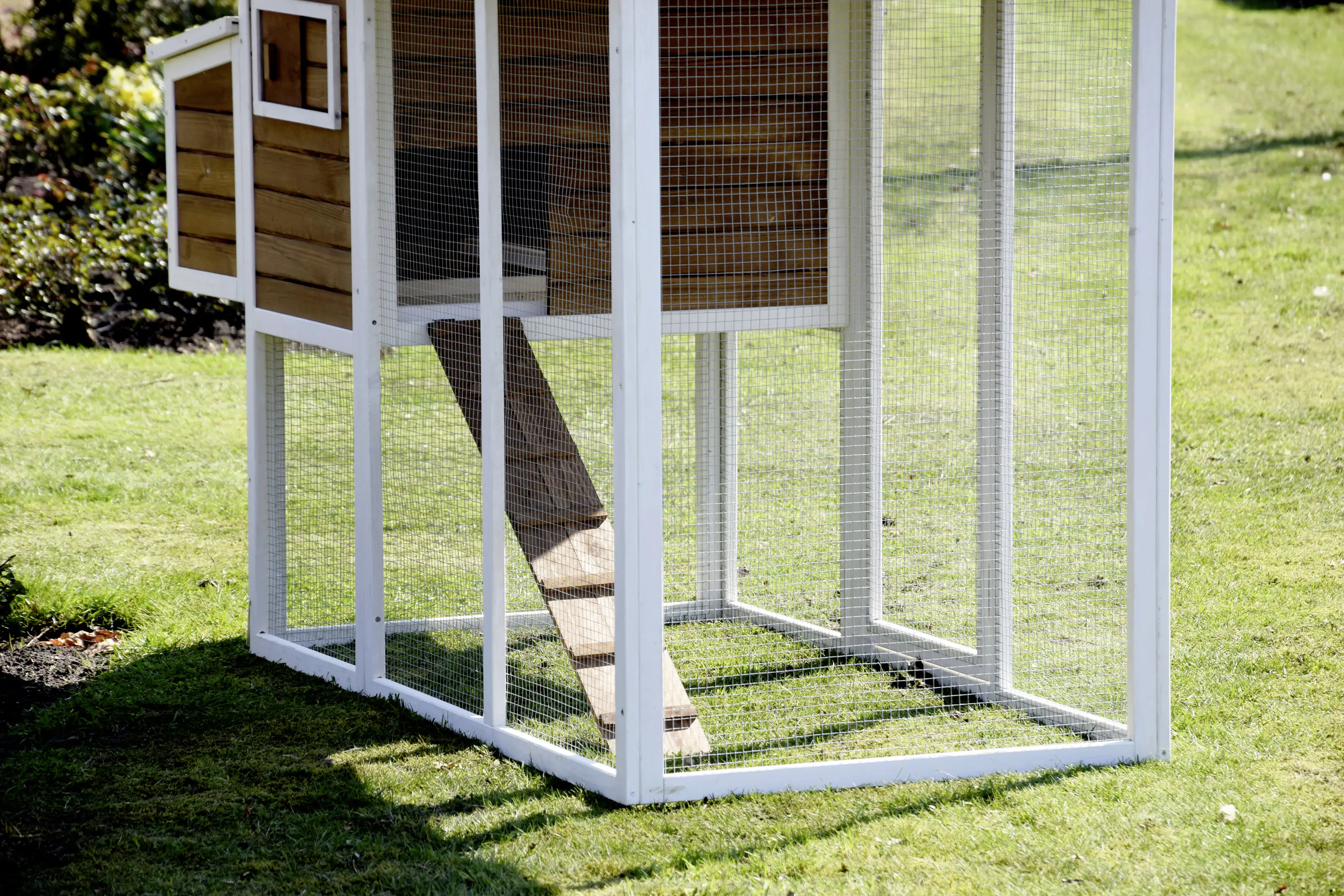 Dobar Hühner- & Kleintierstall Außenmaße LxBxH 180x90x145 cm