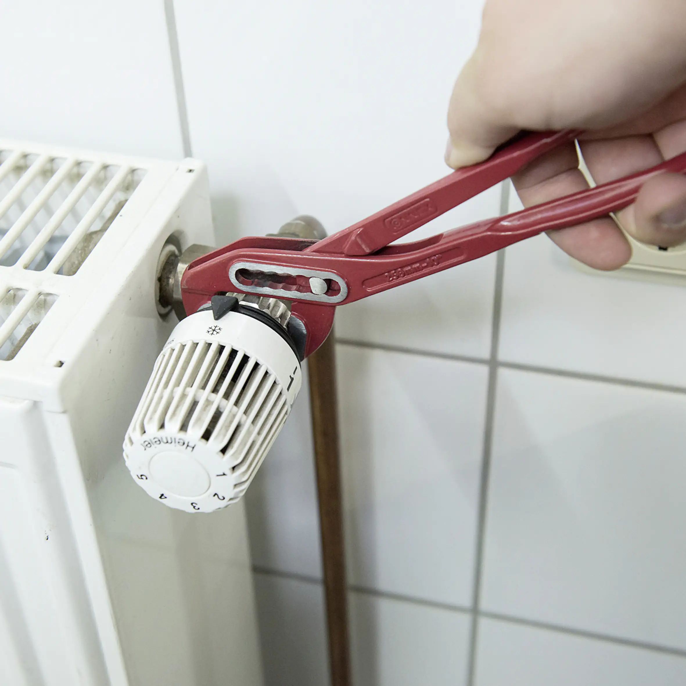 Connex Wasserpumpenzange 170 mm Chrom-Vanadium