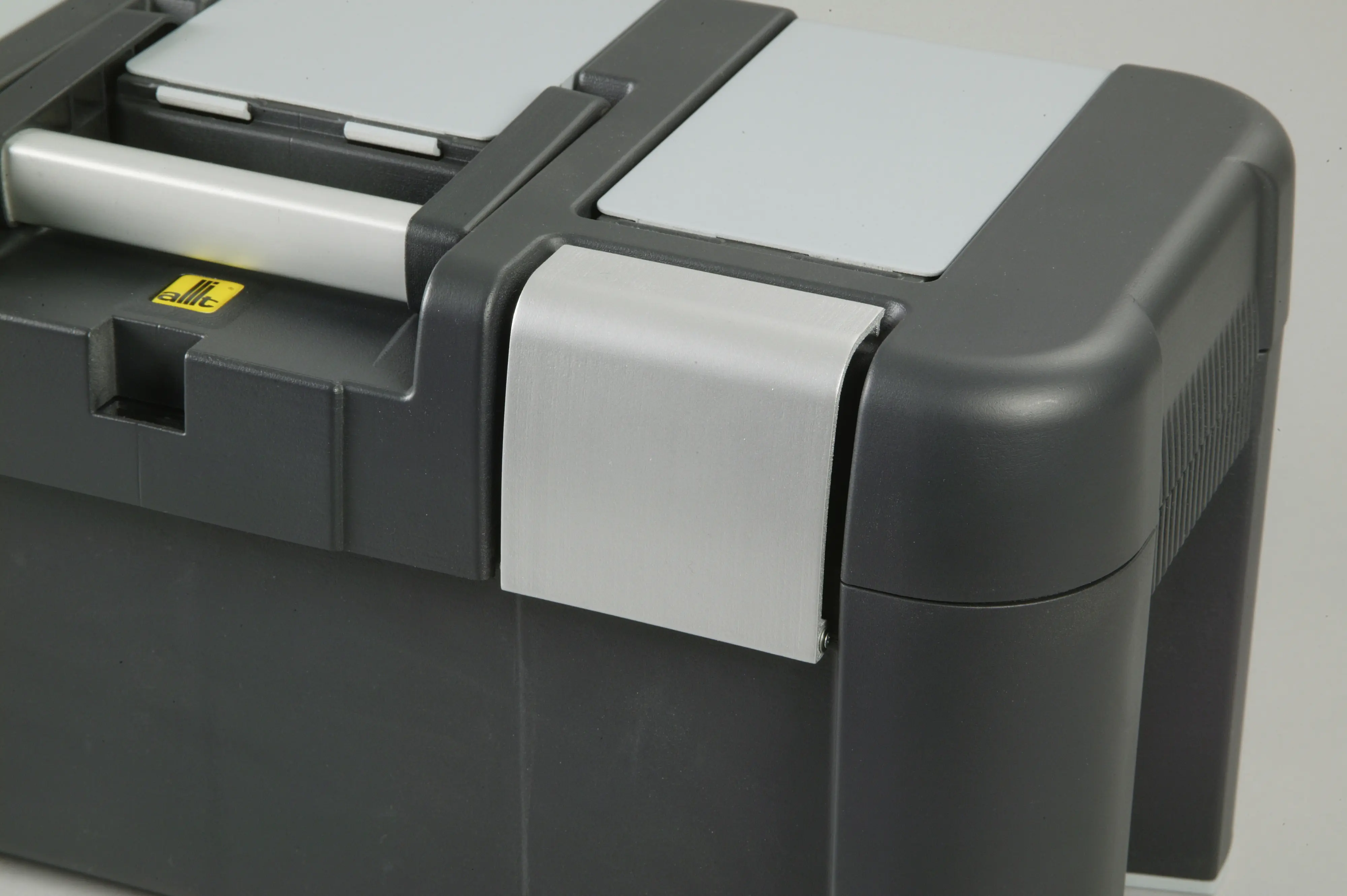 Allit Werkzeugkoffer McPlus Alu 21 ohne Inhalt schwarz Allit Werkzeugkoffer McPlus Alu 21 ohne Inhalt schwarz