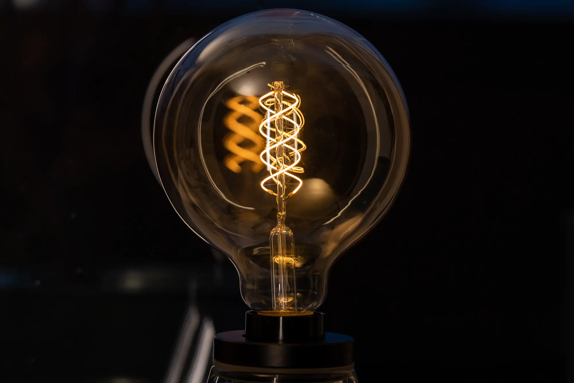 Ledvance LED Leuchtmittel Vintage 1906 Globe G125 E27 4,8 W dimmbar amber