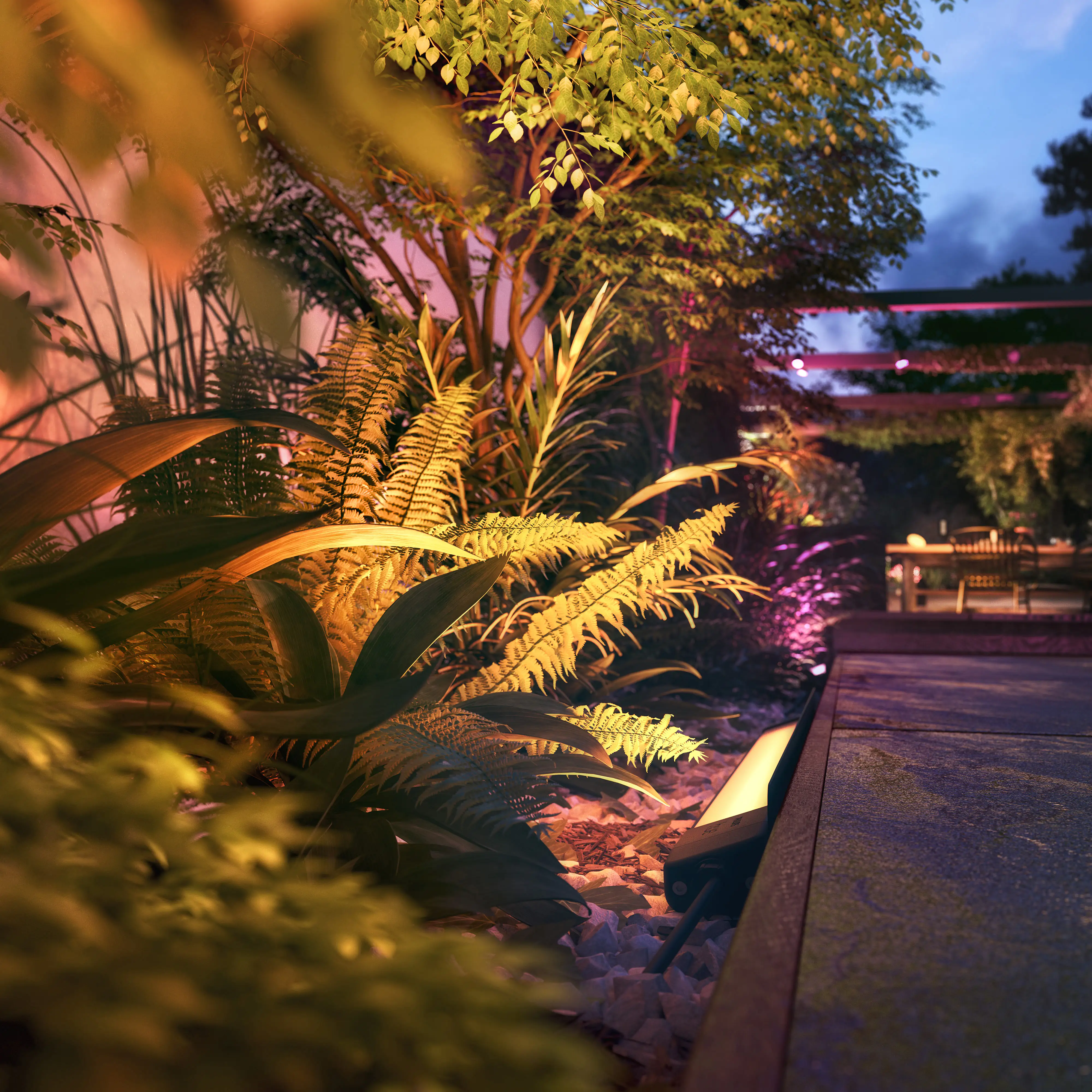 Philips Hue Netzteil 40W Outdoor schwarz, 1,5m Philips Hue Netzteil 40W Outdoor schwarz, 1,5m
