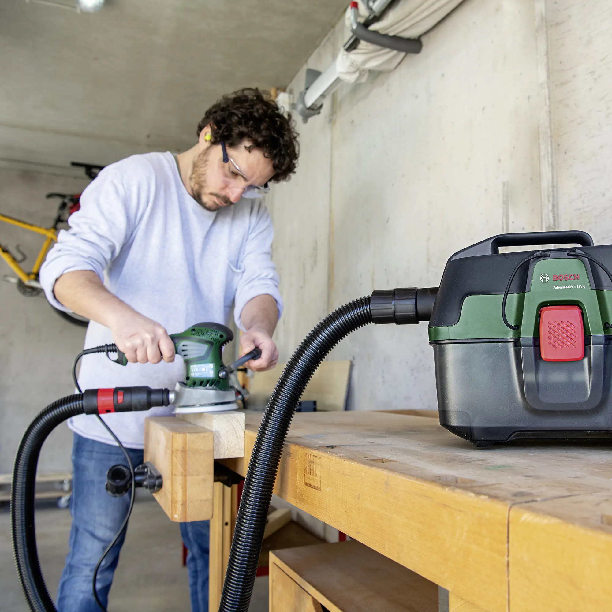 Bosch Nass- & Trockensauger AdvancedVac 18V-8 18V 4,0 Ah Solo
