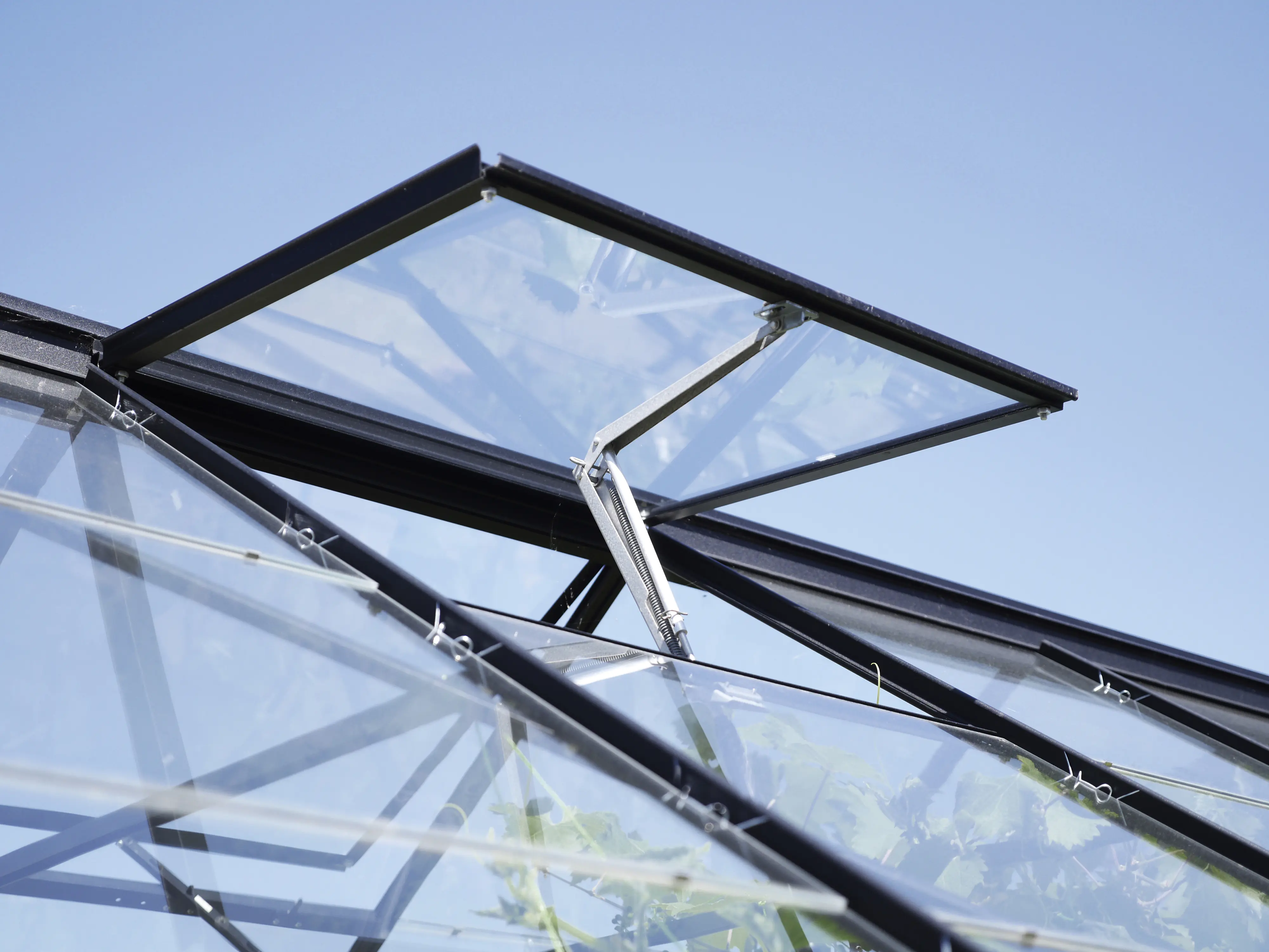 Vitavia Fensteröffner automatisch