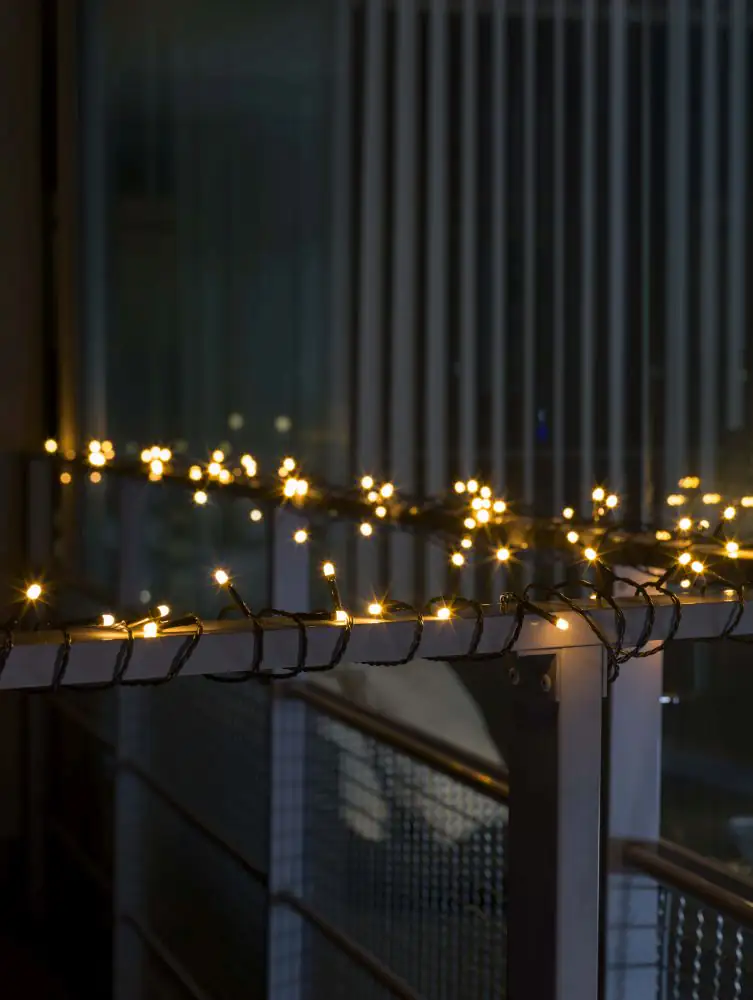 Konstsmide LED Lichternetz Micro 200 bernsteinfarbene Dioden für Außen Konstsmide LED Lichternetz Micro 200 bernsteinfarbene Dioden für Außen