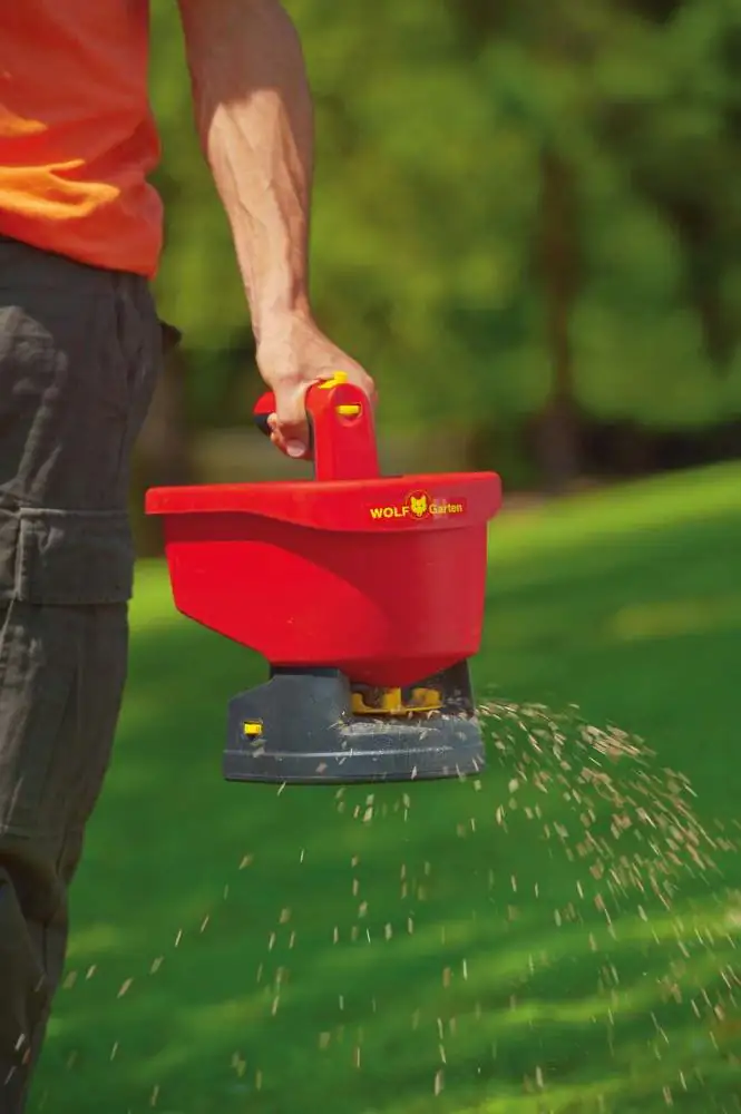 Wolf Garten Universal-Streuer WE-B 0,5 - 2,5 m