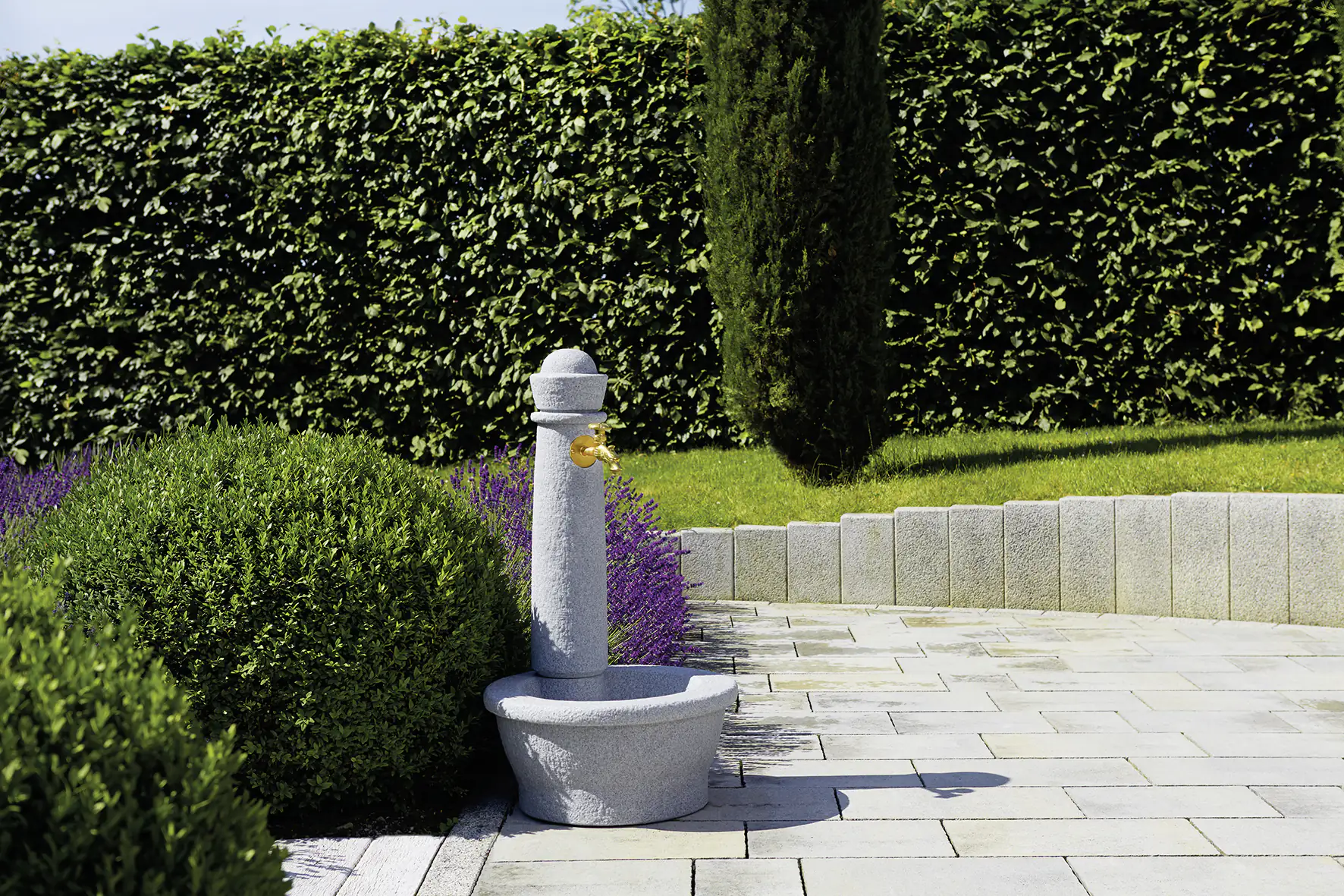 4023122197393_1067285 Garantia Steinbrunnen Roma 100 x 58 cm