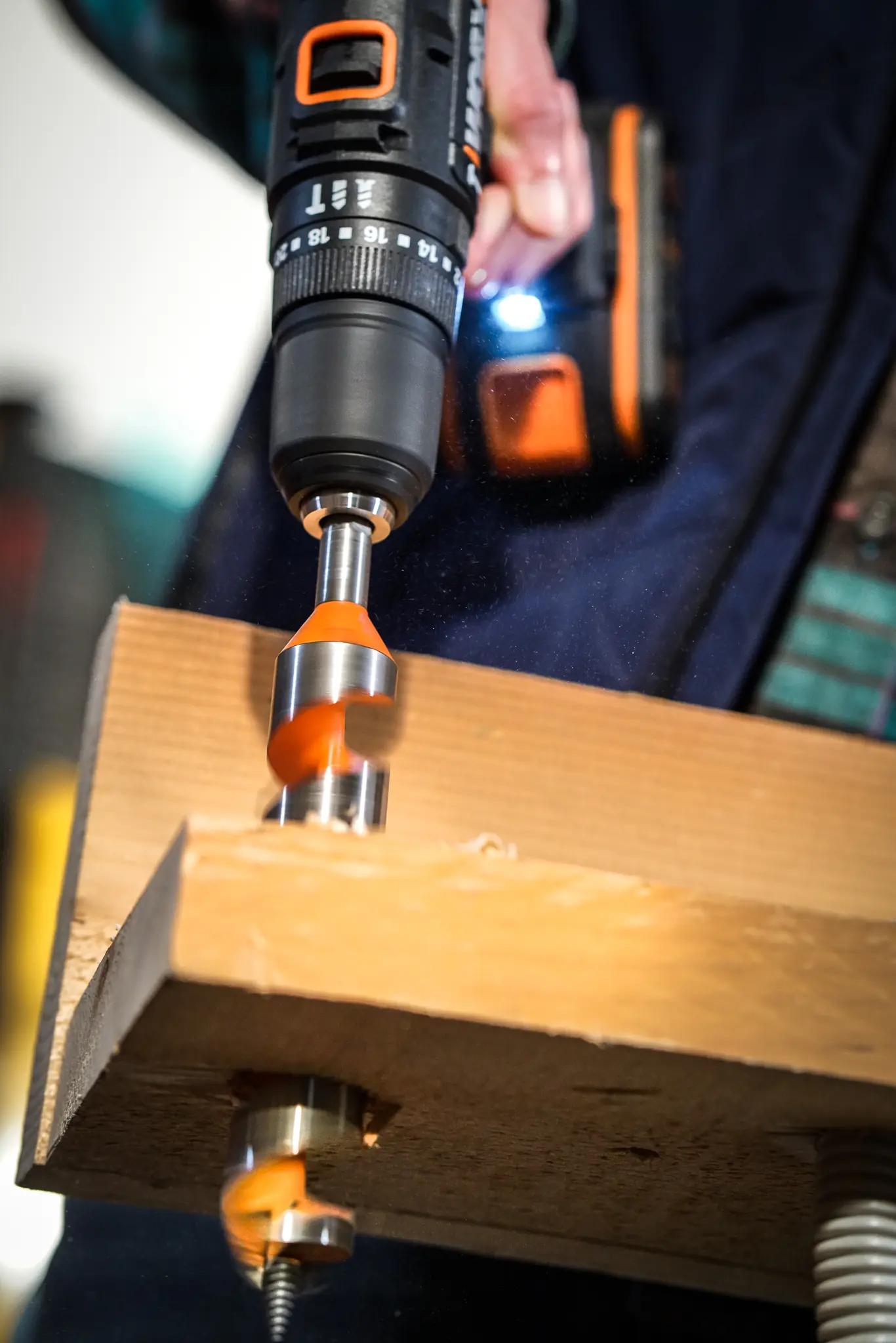 Worx Akku-Bohrschrauber WX100 20 V inkl. Akku Ladegerät & Tasche