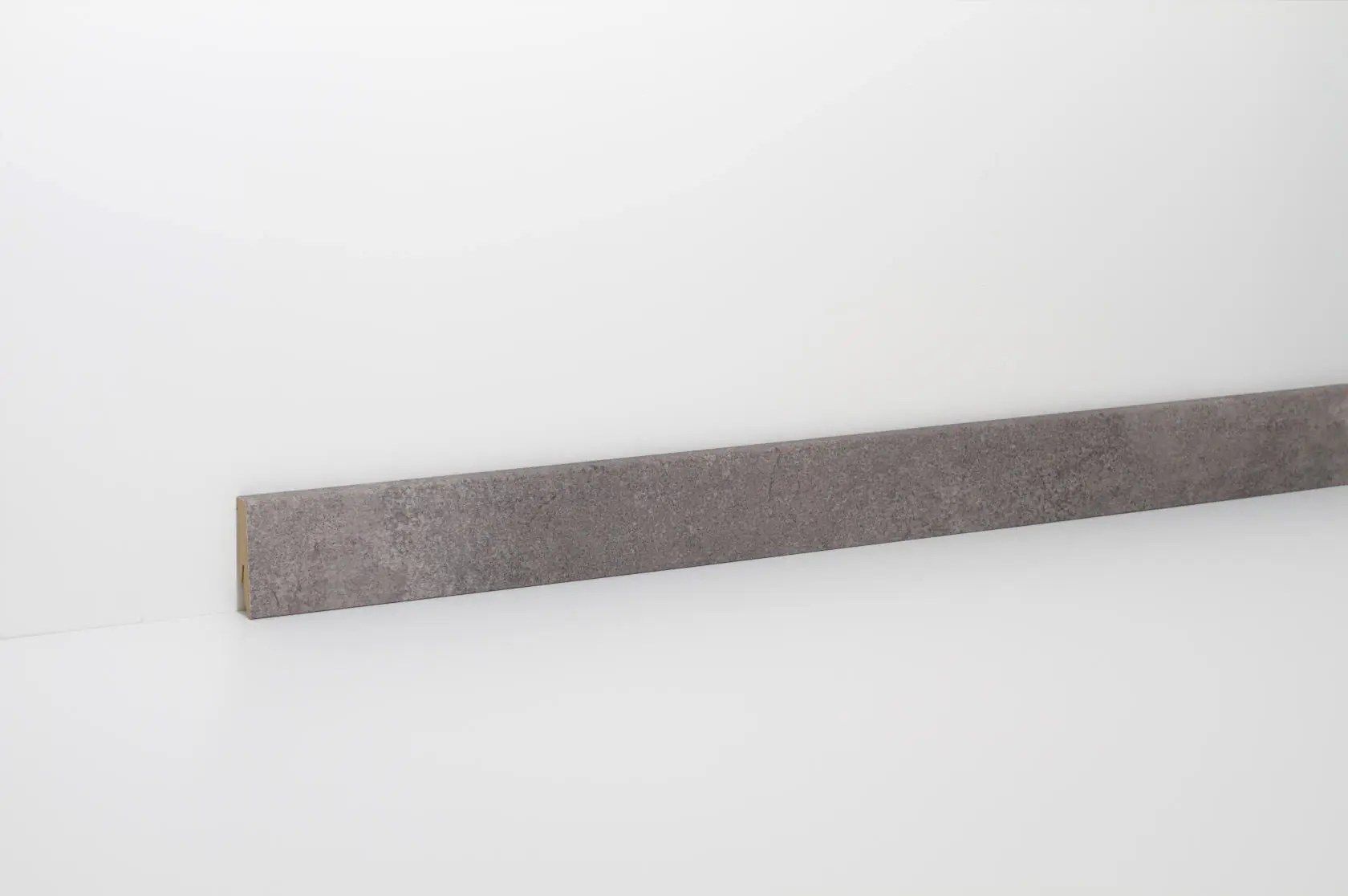 Classen Clip-Fußleiste 240 cm 58 x 19 mm Zementestrich Taupe