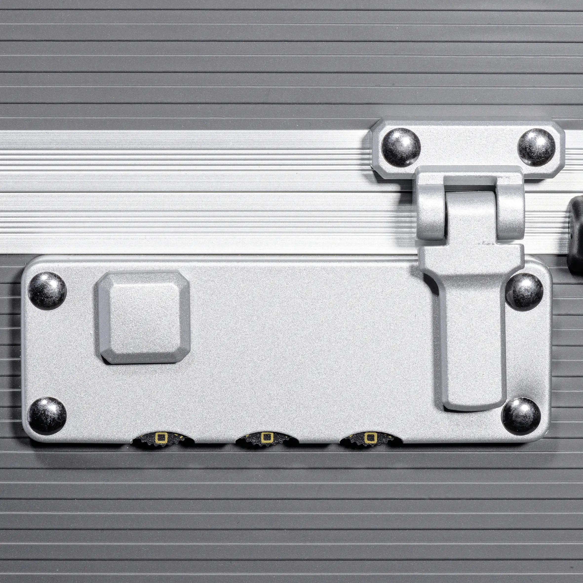 Allit Servicekoffer AluPlus Service C44-1 anthrazit ohne Inhalt 24 l Allit Servicekoffer AluPlus Service C44-1 anthrazit ohne Inhalt 24 l