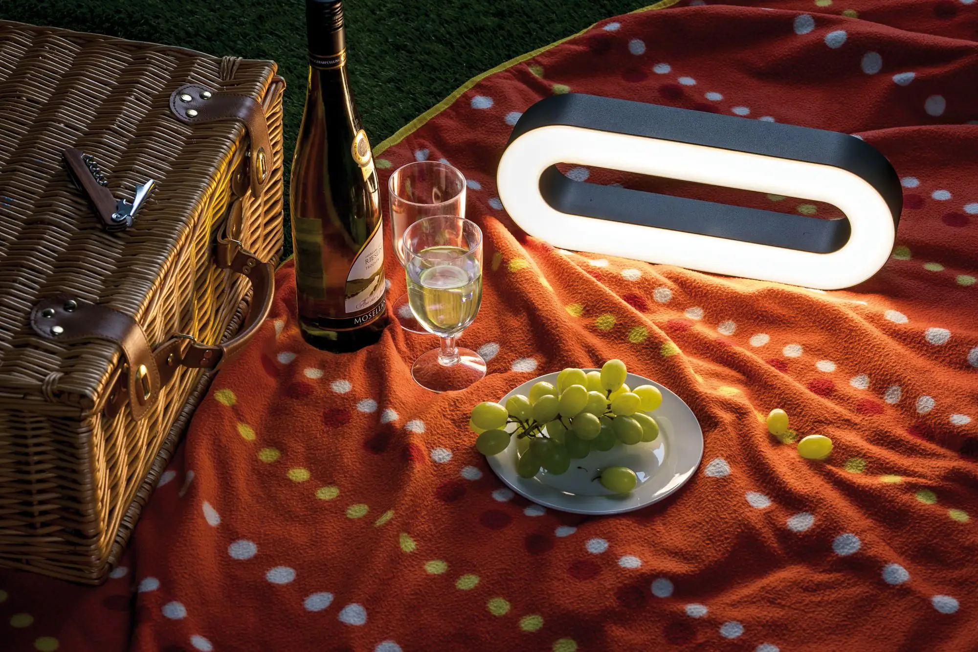 4000870942079_03 Paulmann LED Akkuleuchte Moval anthrazit warmweiß