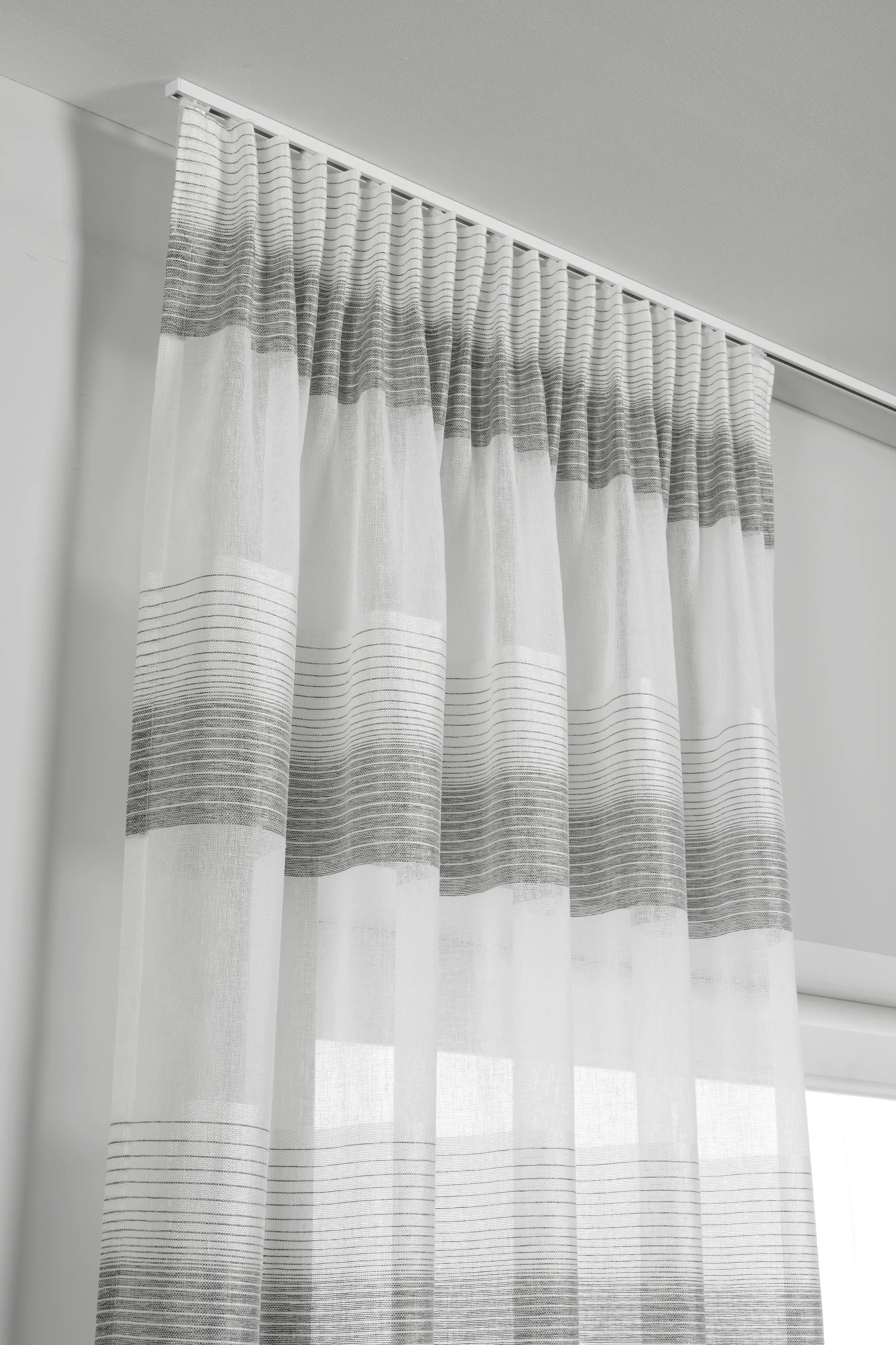 Gardinia Vorhangschienen-Set Lucy 1-läufig weiß 200 cm Gardinia Vorhangschienen-Set Lucy 1-läufig weiß 200 cm