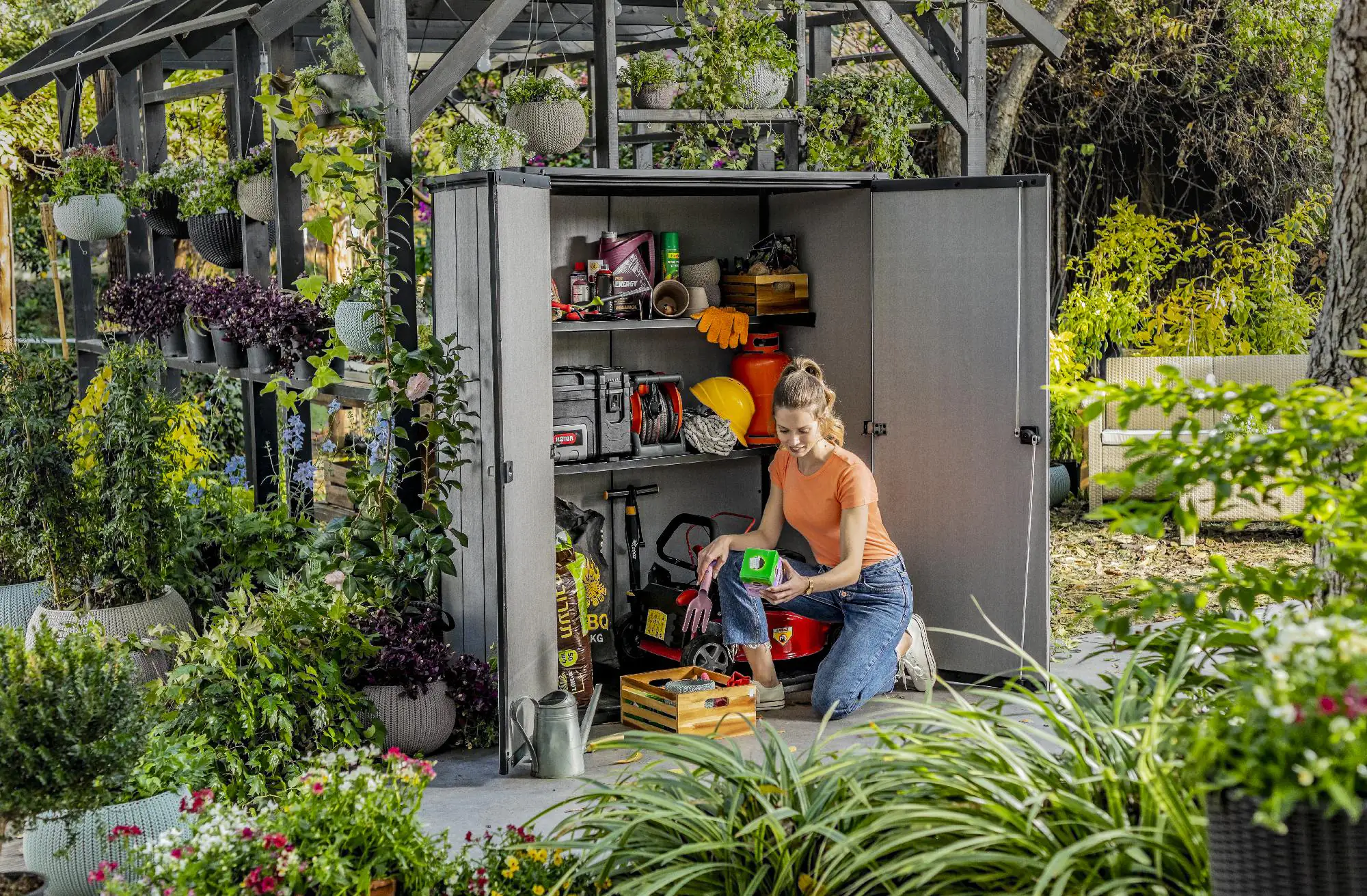 Keter Aufbewahrungsschrank High Store+ 140 x 73,6 x 170 cm