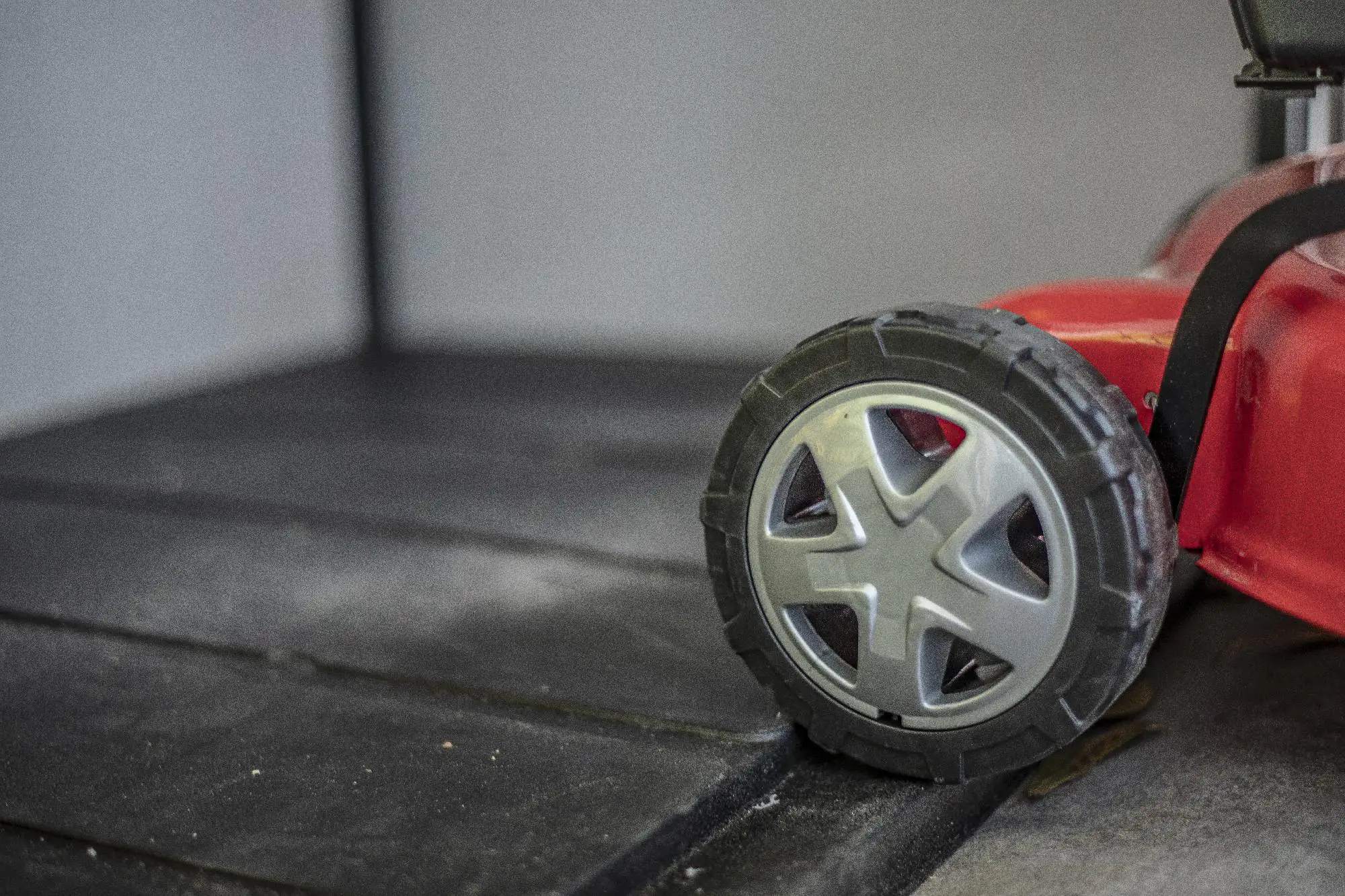 Keter Aufbewahrungsschrank High Store+ 140 x 73,6 x 170 cm